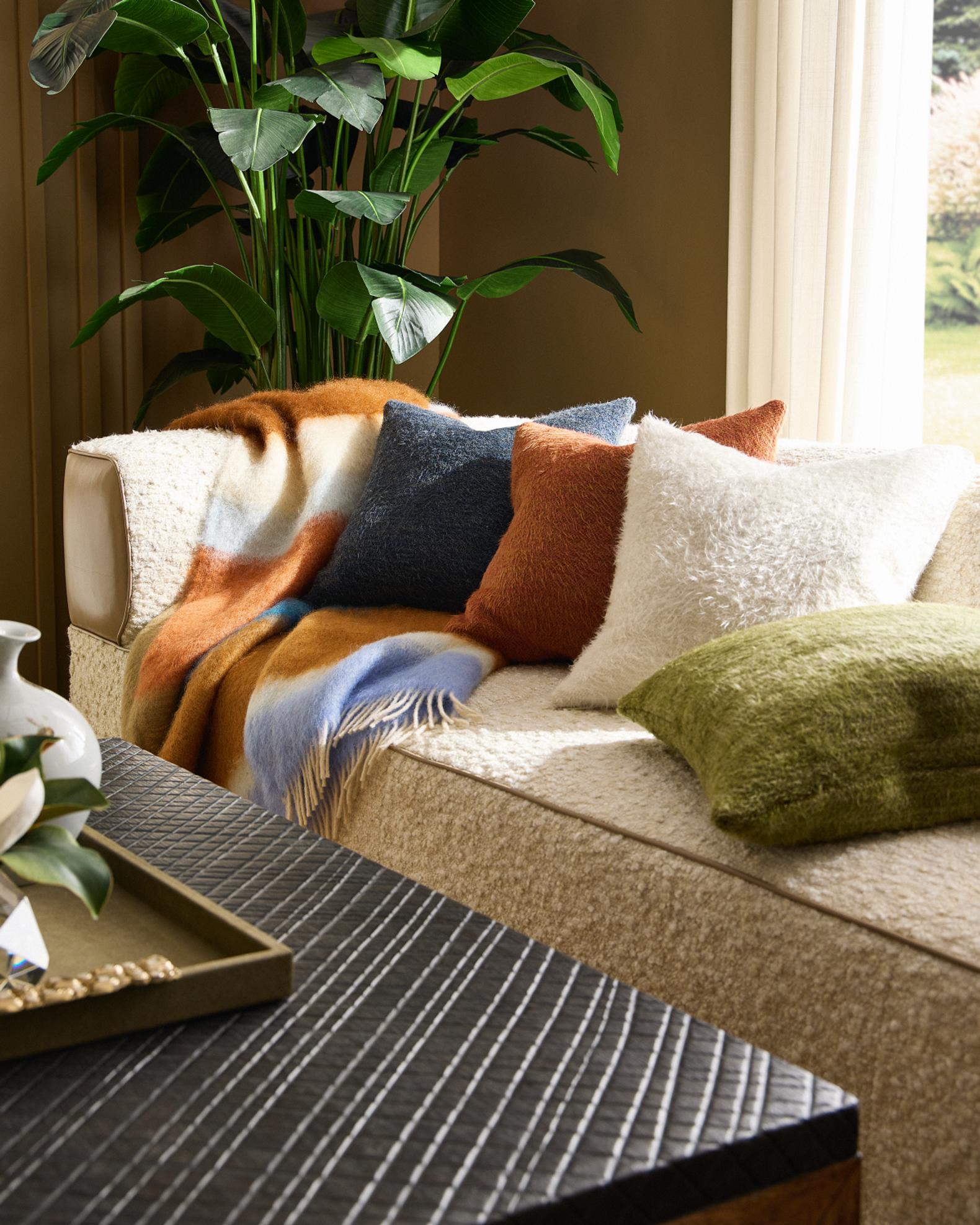 Mantas Ezcaray Matisse Mohair & Wool Throw, 51