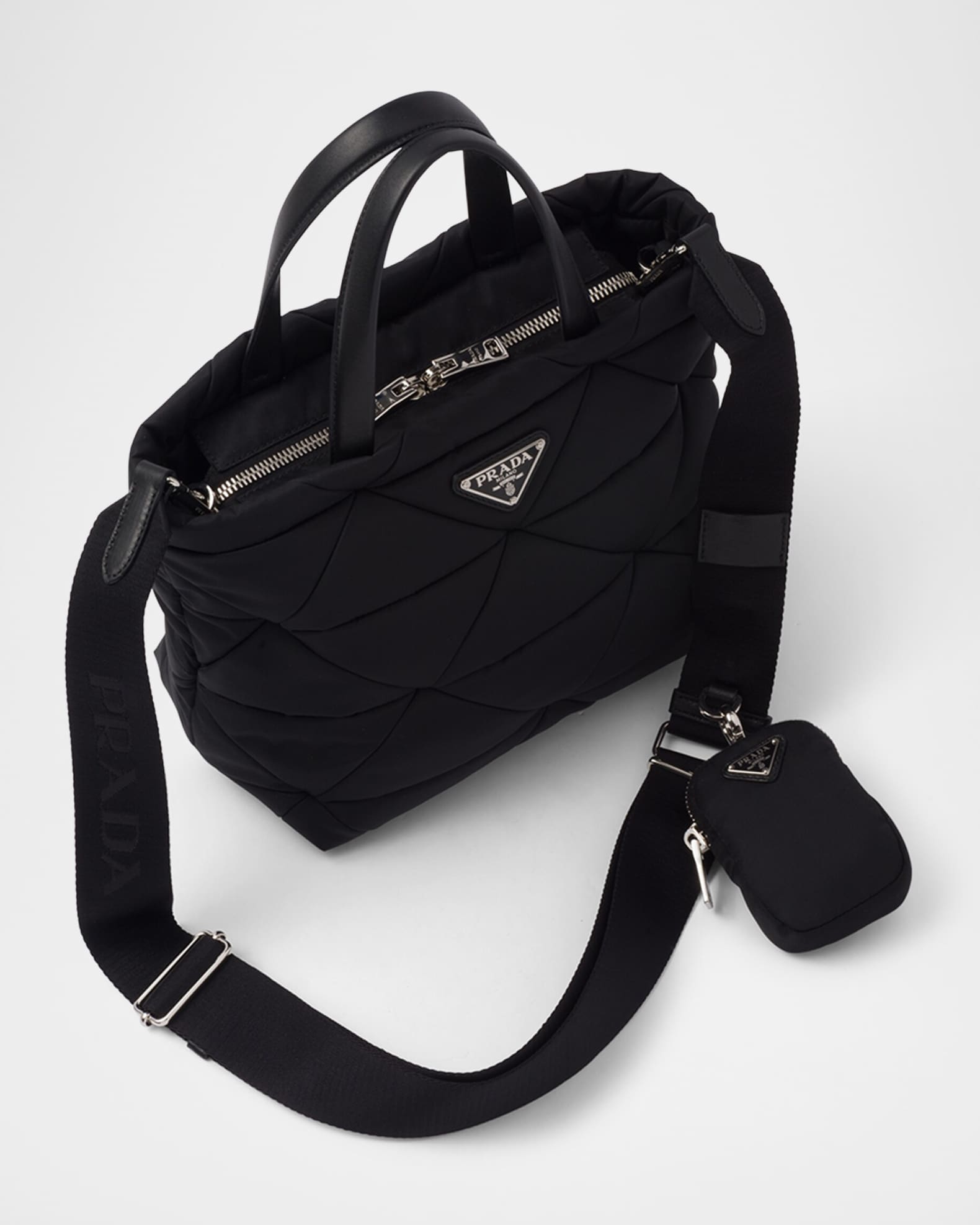 トートバッグ PRADA Black Leather And Re-Nylon Handbag 23860989_53992399_322.jpg