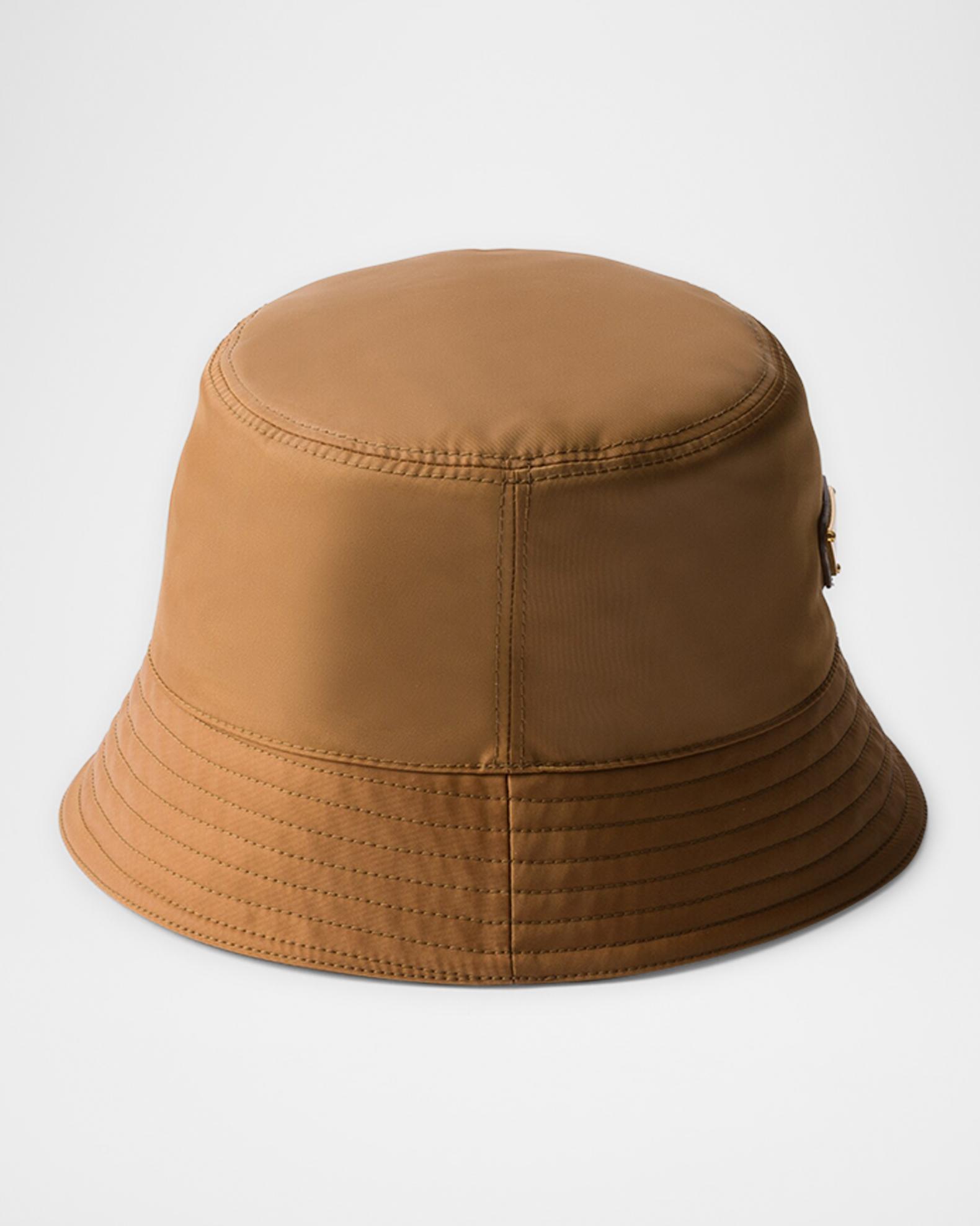 【美品】PRADA Re-Nylon バケットハット　ポーチ Prada Re-Nylon Logo Bucket Hat | Neiman Marcus
