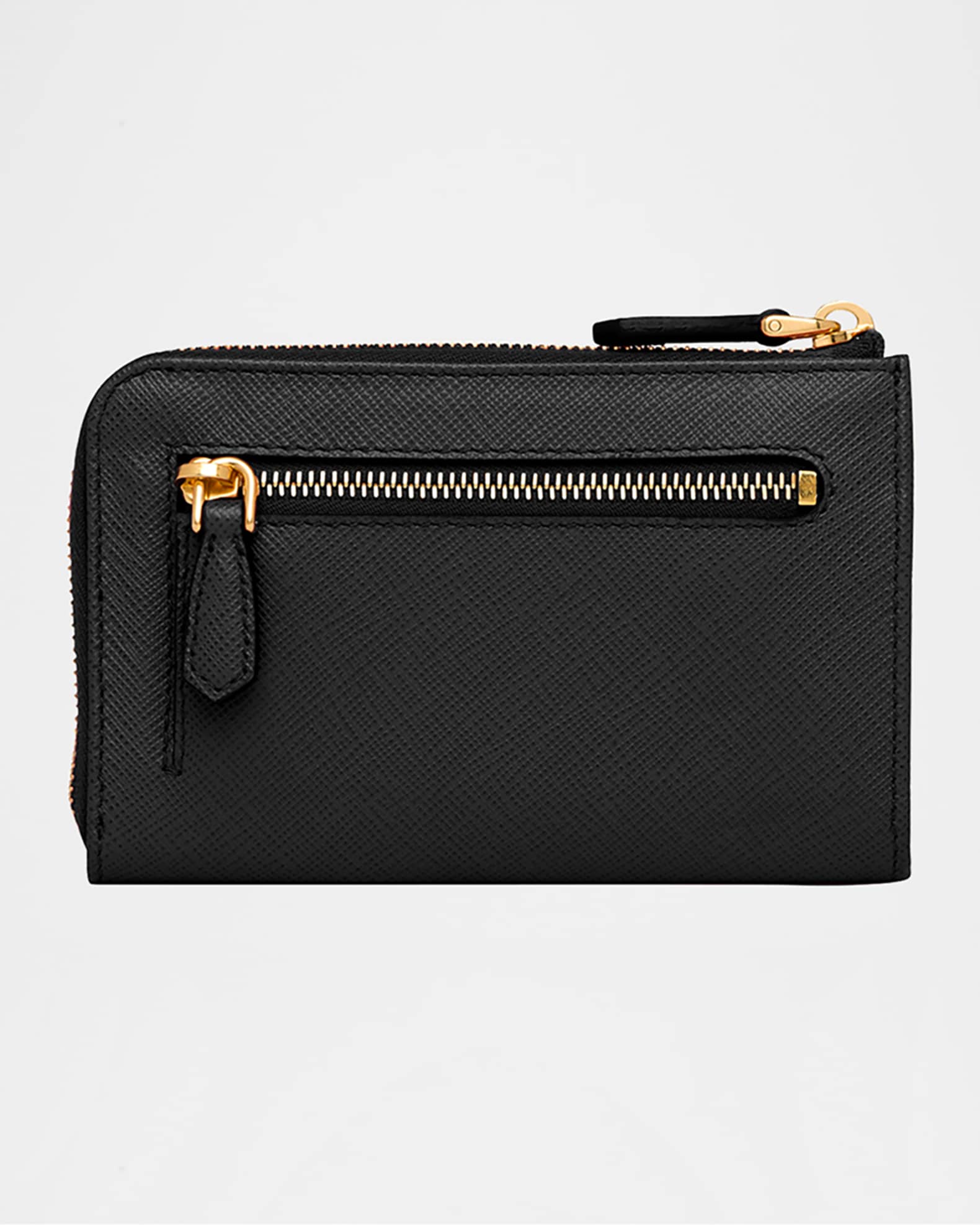 PRADA ブラックレザー キーホルダー付きケース Prada Leather Card Case with Key Ring | Neiman Marcus