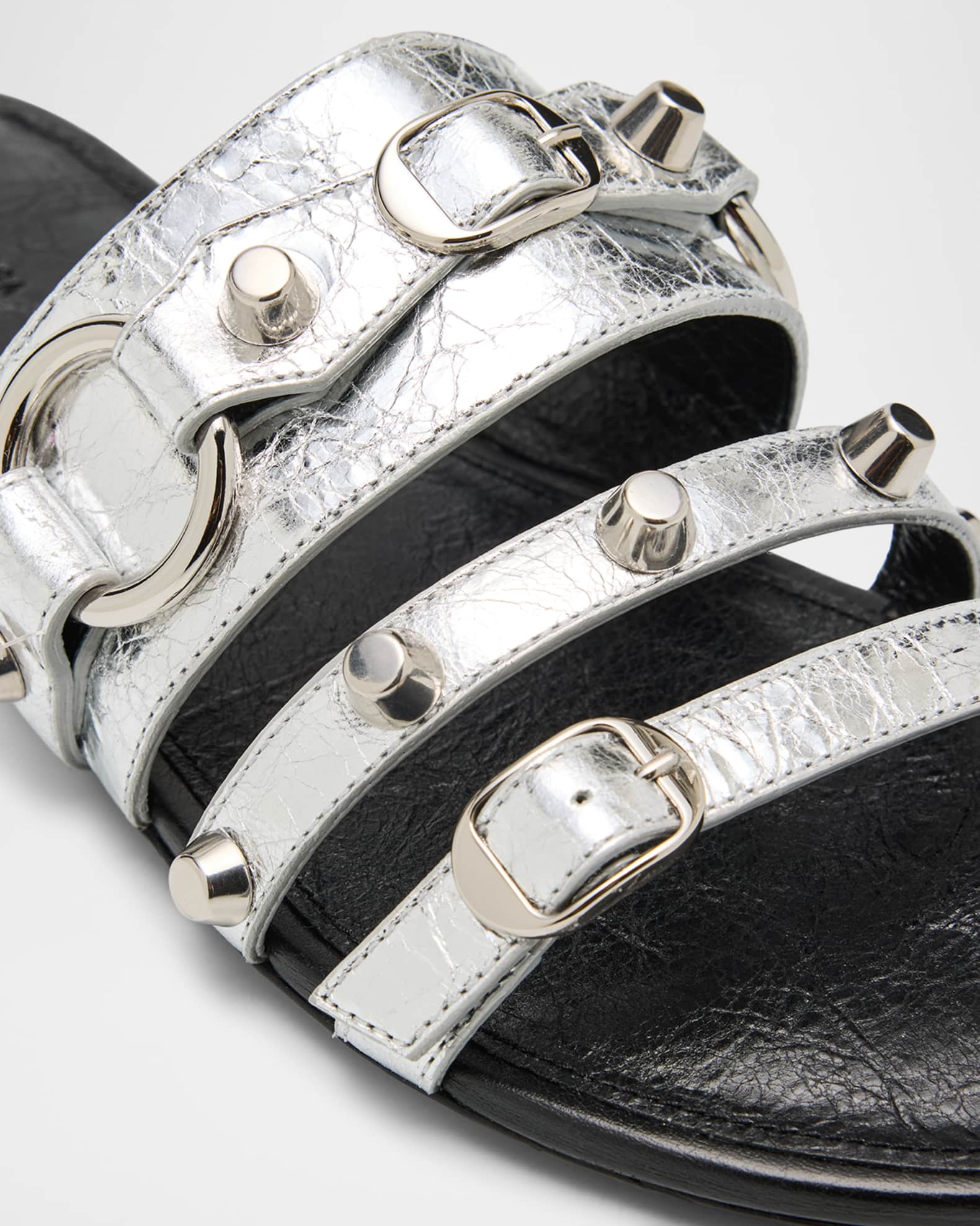 サンダル・ミュール BALENCIAGA City Flat Sandals (828095 WAD4Y 1080) Balenciaga City Mule Flat | Neiman Marcus