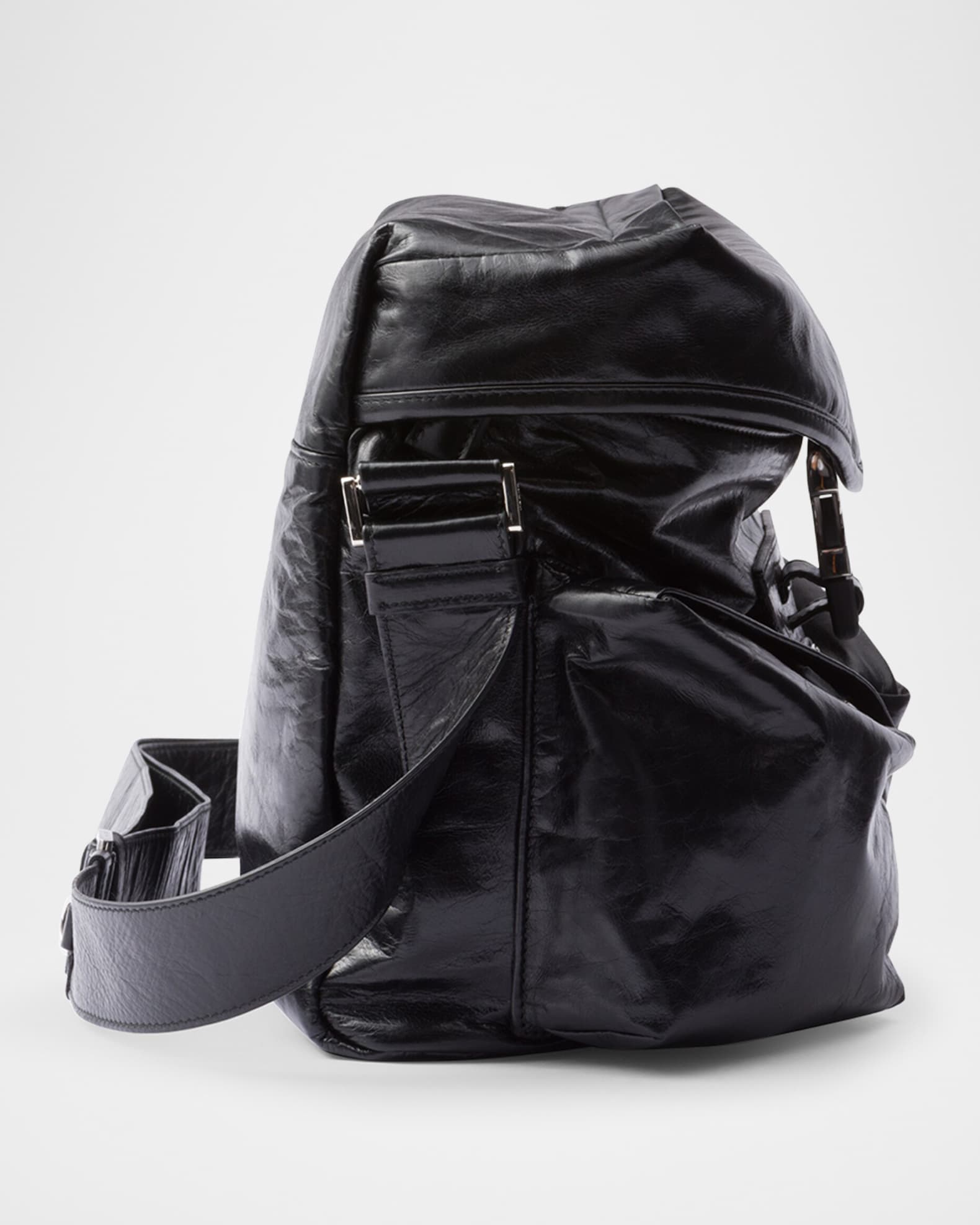 Men's Slanted Leather Shoulder Bag 1