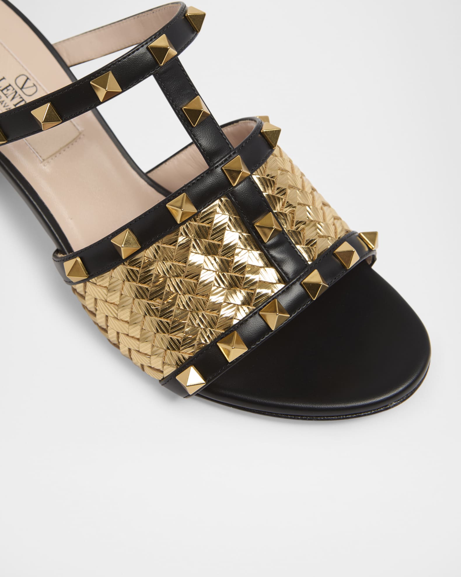 VALENTINO GARAVANIスタッズ付きブラックミュール Valentino Garavani Rockstud jelly sandals in black - Valentino