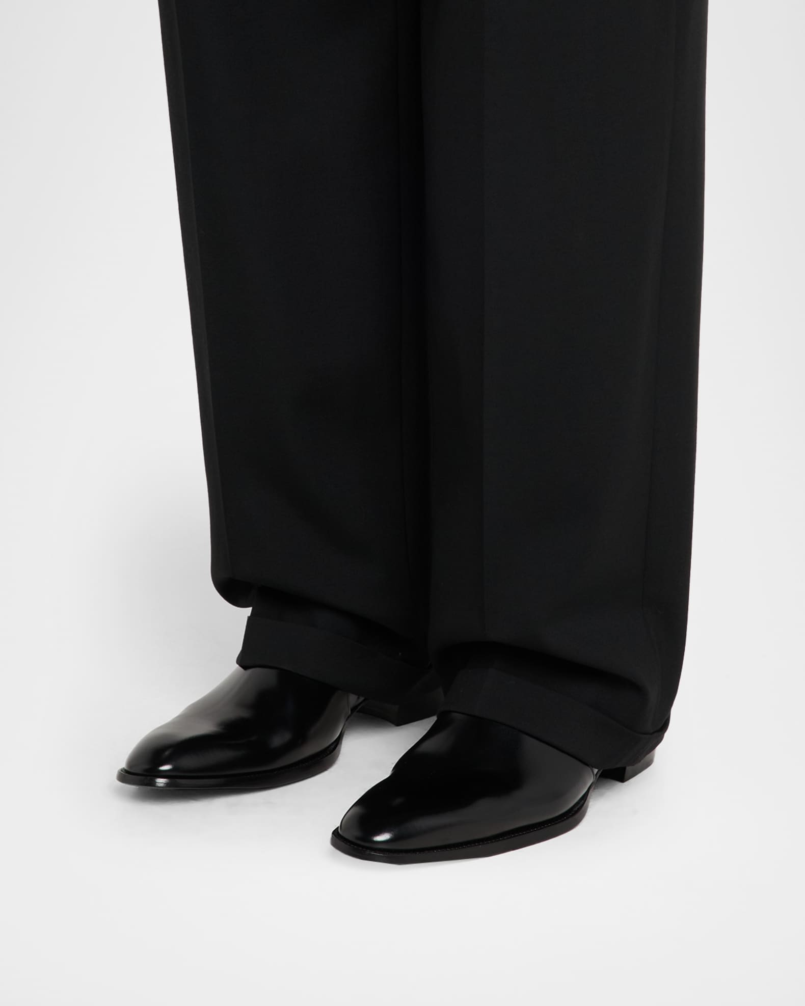 Saint Laurent Men's Roman 35 Leather Side-Zip Ankle Boots | Neiman