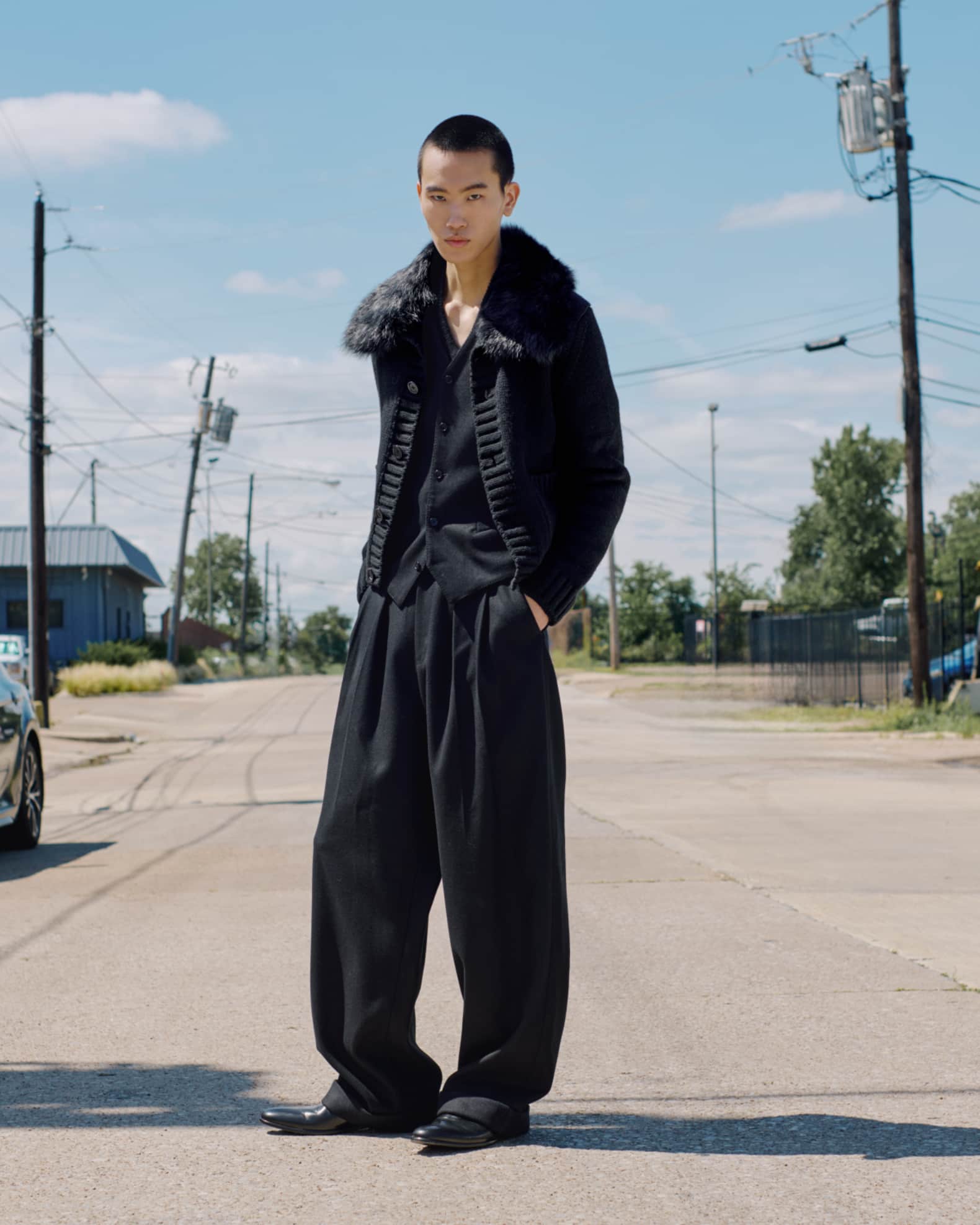 Dolce & Gabbana Wool Men Trousers - Black