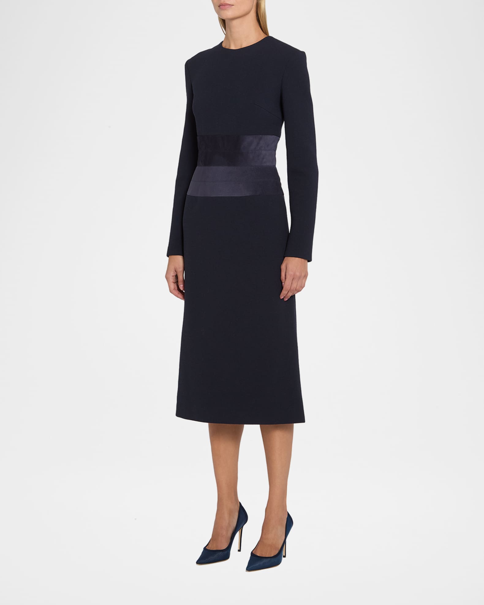 long flowy maxi dress Mizalle Flowy Long Sleeve Maxi Dress main image 0