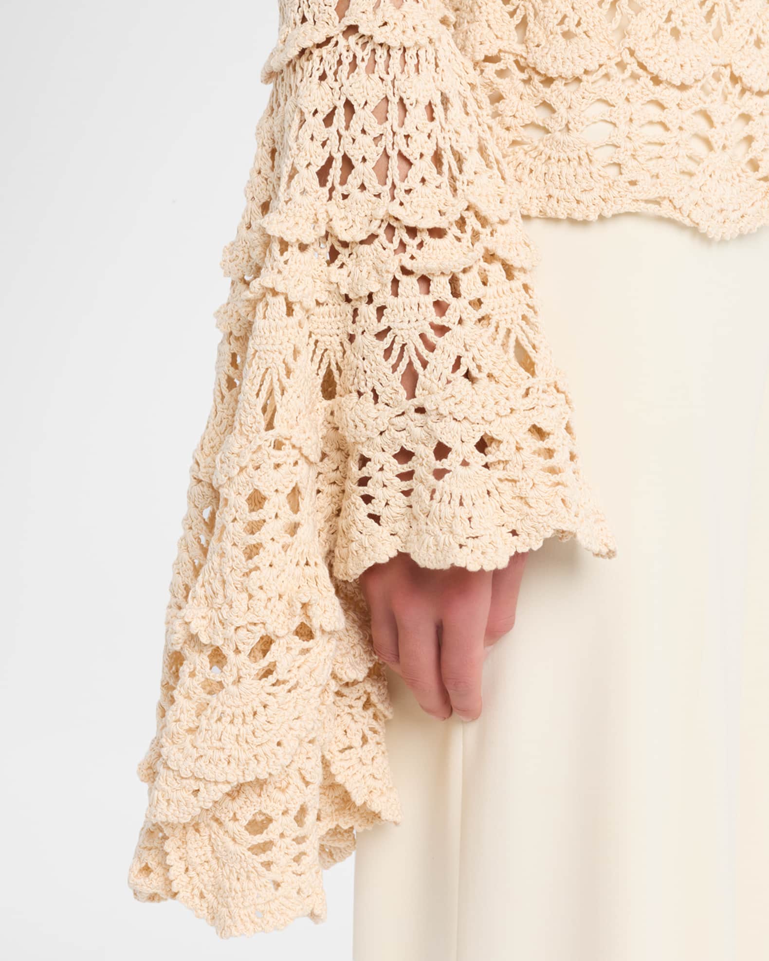 なおさん専用です      asymmetry knot sleeve knit Signature Cashmere Fitted Asymmetrical Sweater – NAADAM