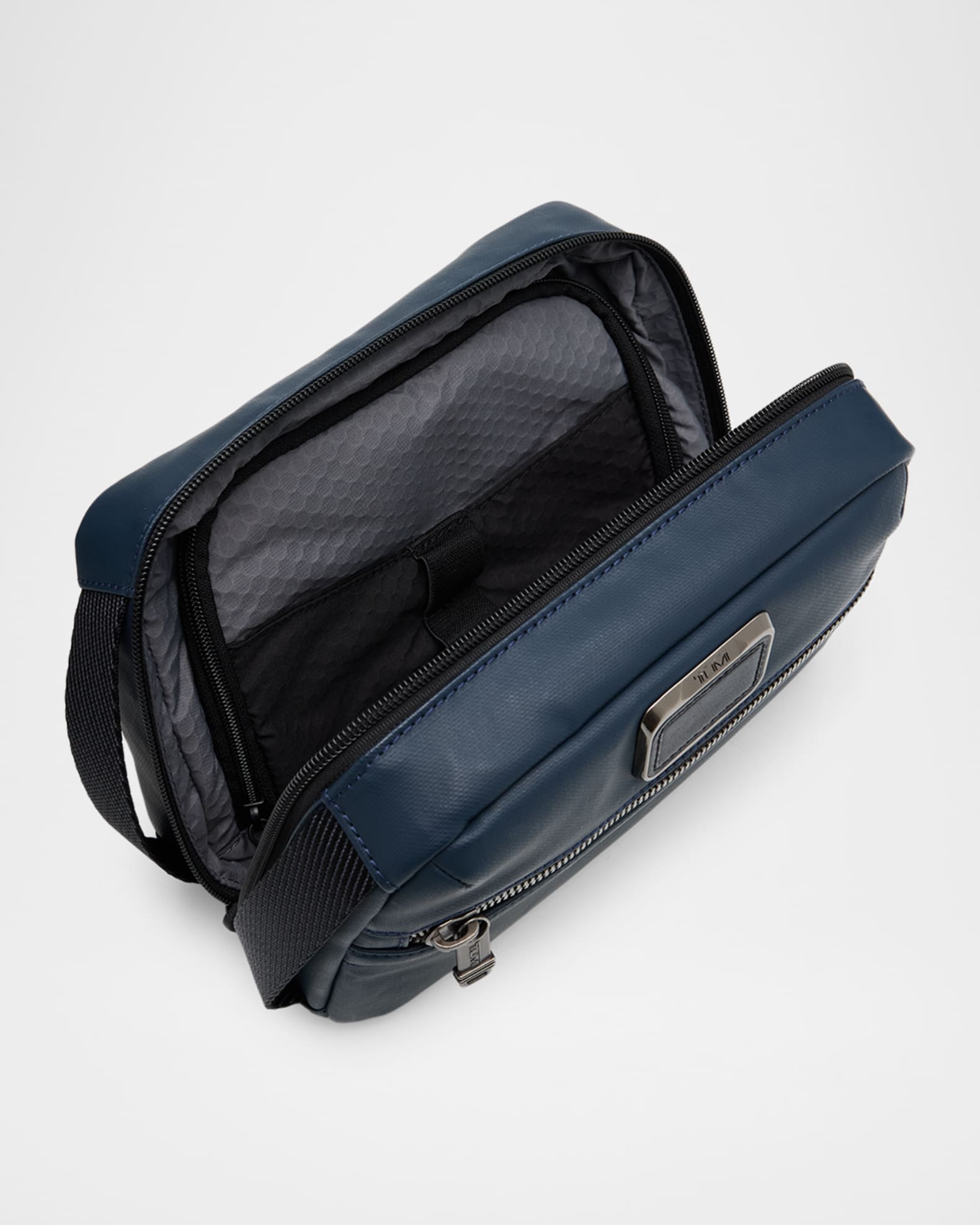TUMI (トゥミ) ALPHA BRAVO　ネイビー　232399 TUMI（トゥミ） TUMI 232399 ボディバッグ アルファ ブラボー ALPHA