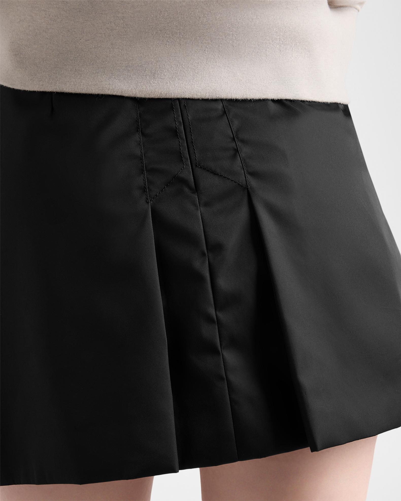 PRADA Re-Nylon プリーツスカート ブラック 36 Prada Re-Nylon Pleated Mini Skirt | Neiman Marcus