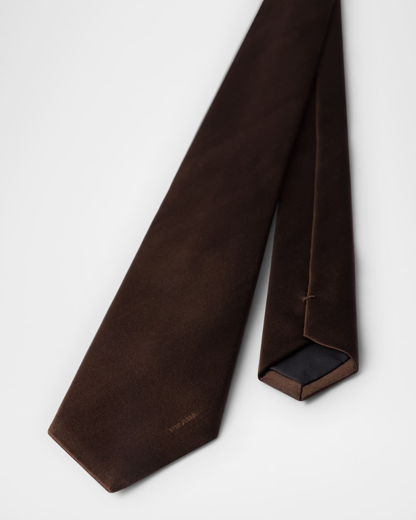 PRADAネクタイ Prada Men's Textured Silk Geometric Tie | Neiman Marcus