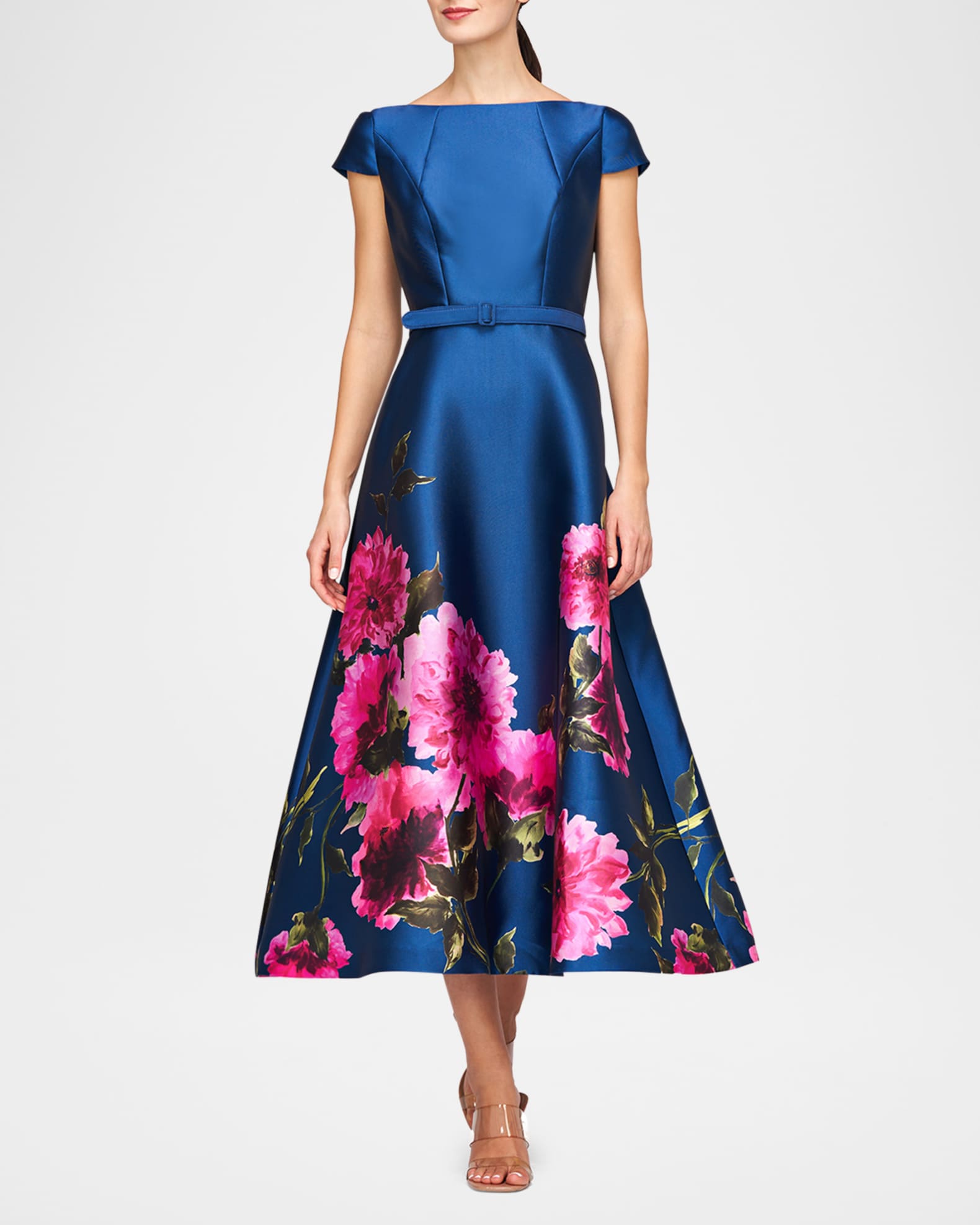 simple midi dress Pascuelle Midi Dress