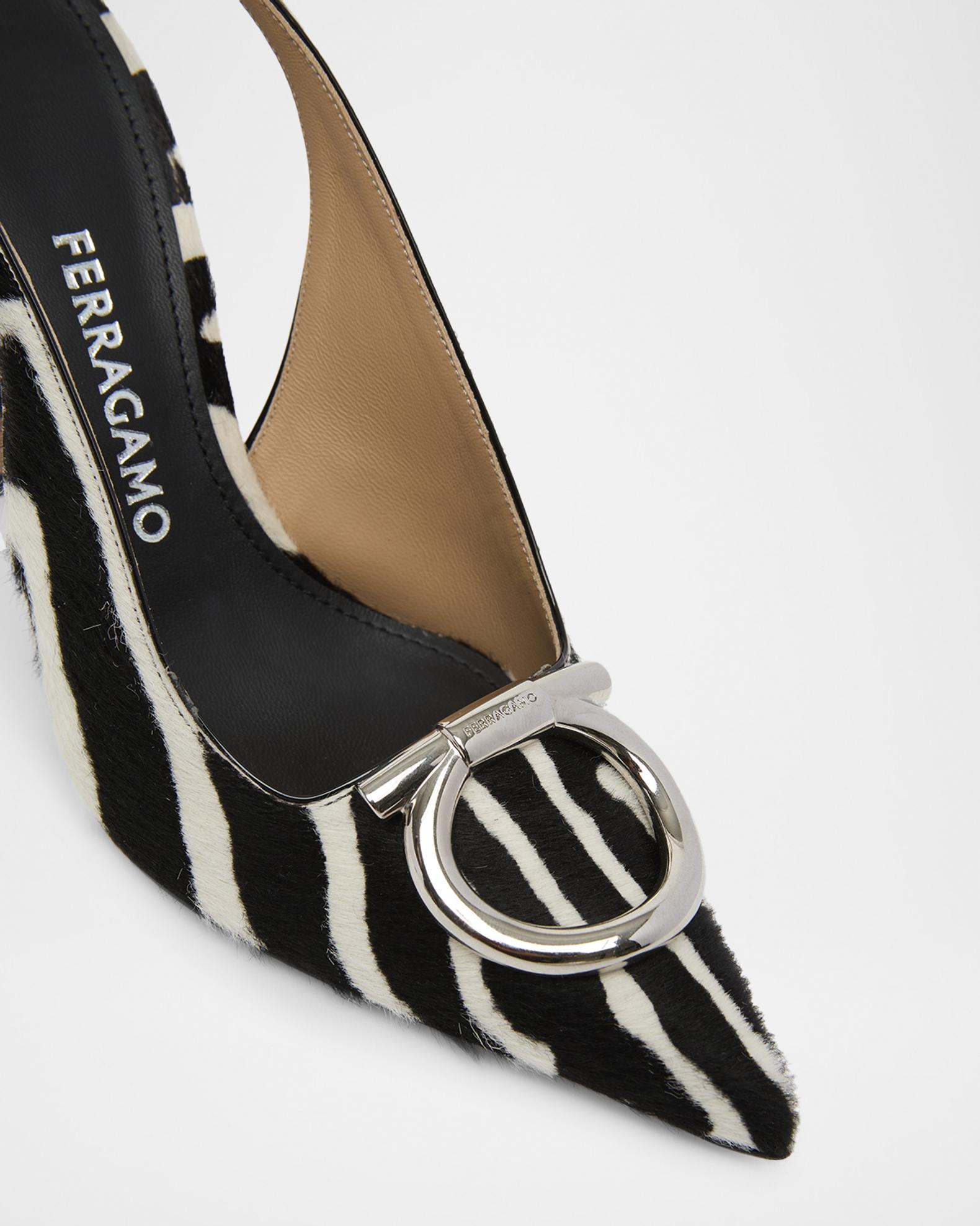 Ferragamo カフス ペンギン Ferragamo カフス ペンギン Gancini