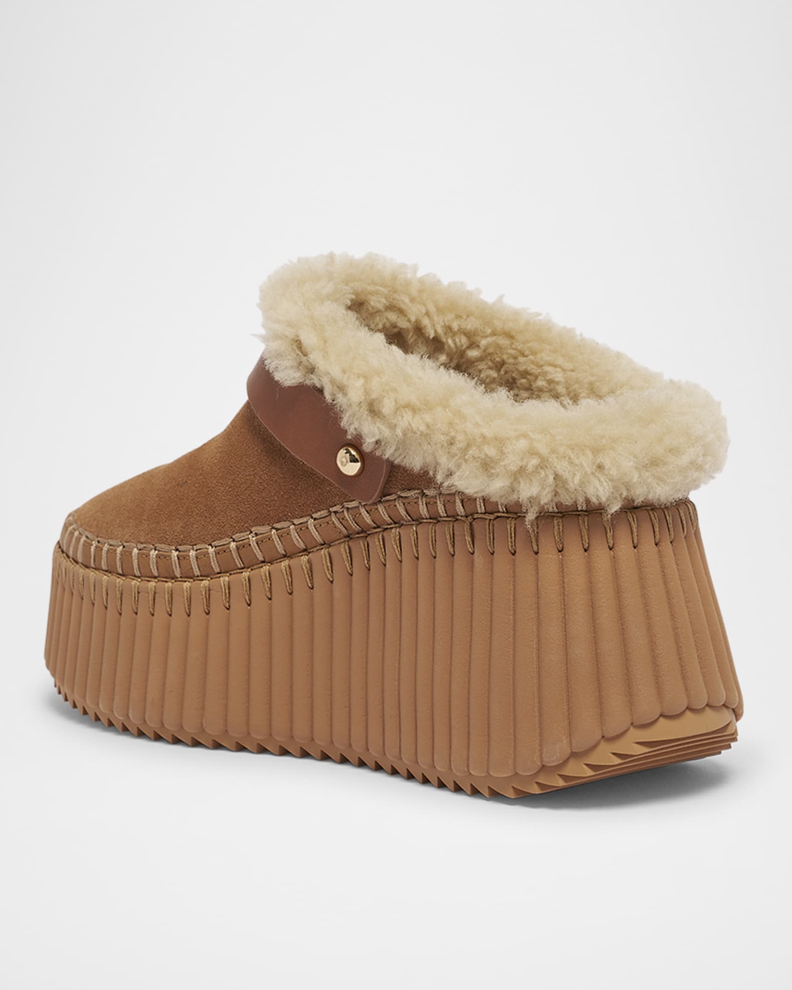 Chloe クロエ ムートン　トスカーナラム　ベスト　ロングジレ　ファー Chloe Nama Suede Shearling-Lined Platform Clogs | Neiman Marcus