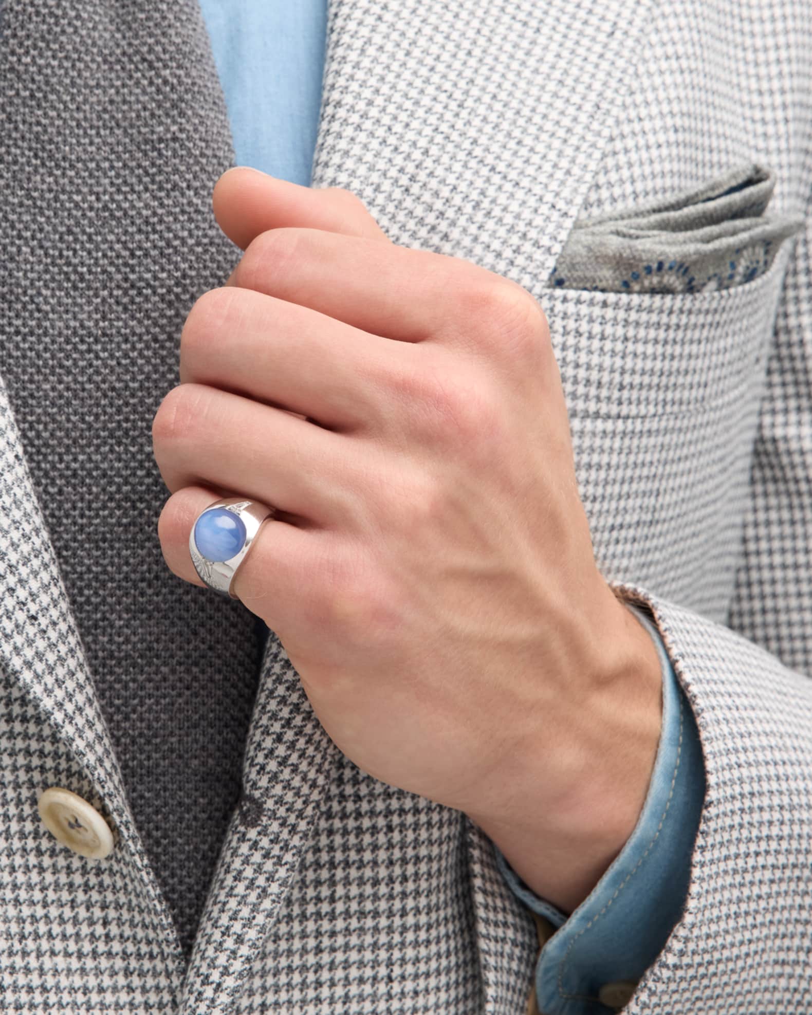 Estate Gents 14K White Gold and Sapphire Gypsy Ring 1