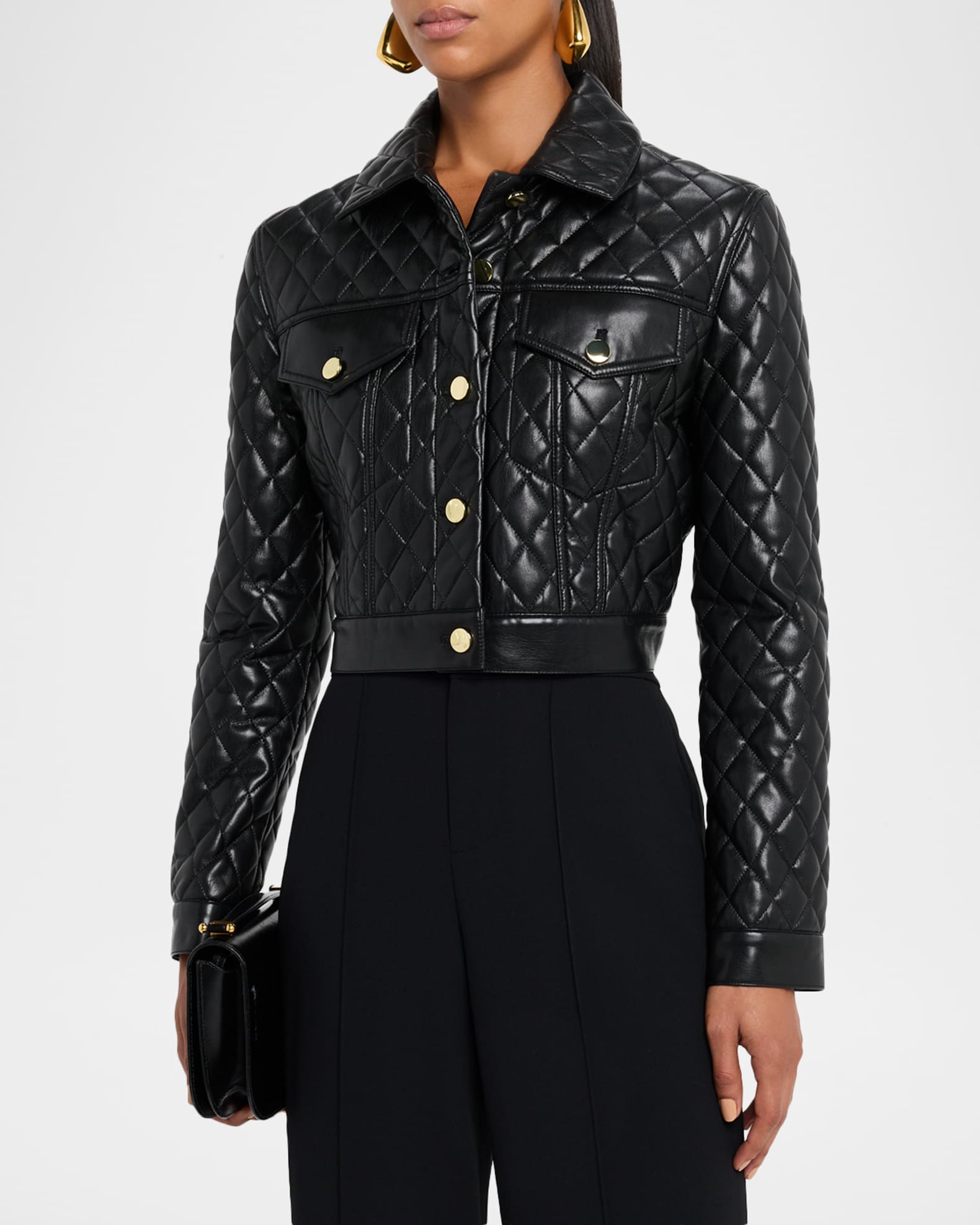 Chloé スタッズ付きレザージャケット Alice + Olivia Chloe Quilted Vegan Leather Cropped Jacket | Neiman