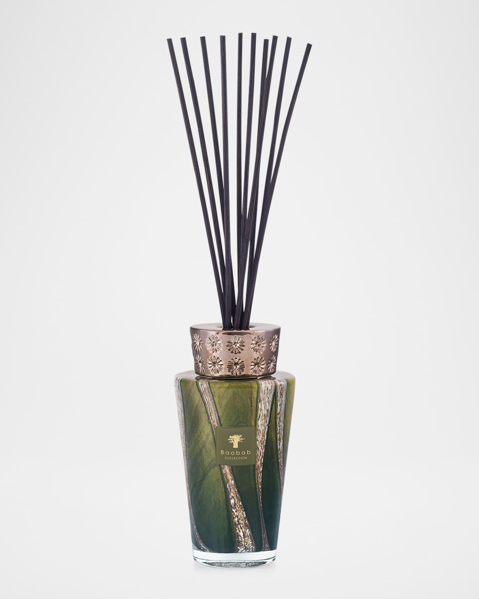 Baobab COLLECTION TOTEM ディフューザー 空瓶2L Baobab Collection Woods Sherwood Totem Diffuser, 2L | Neiman Marcus