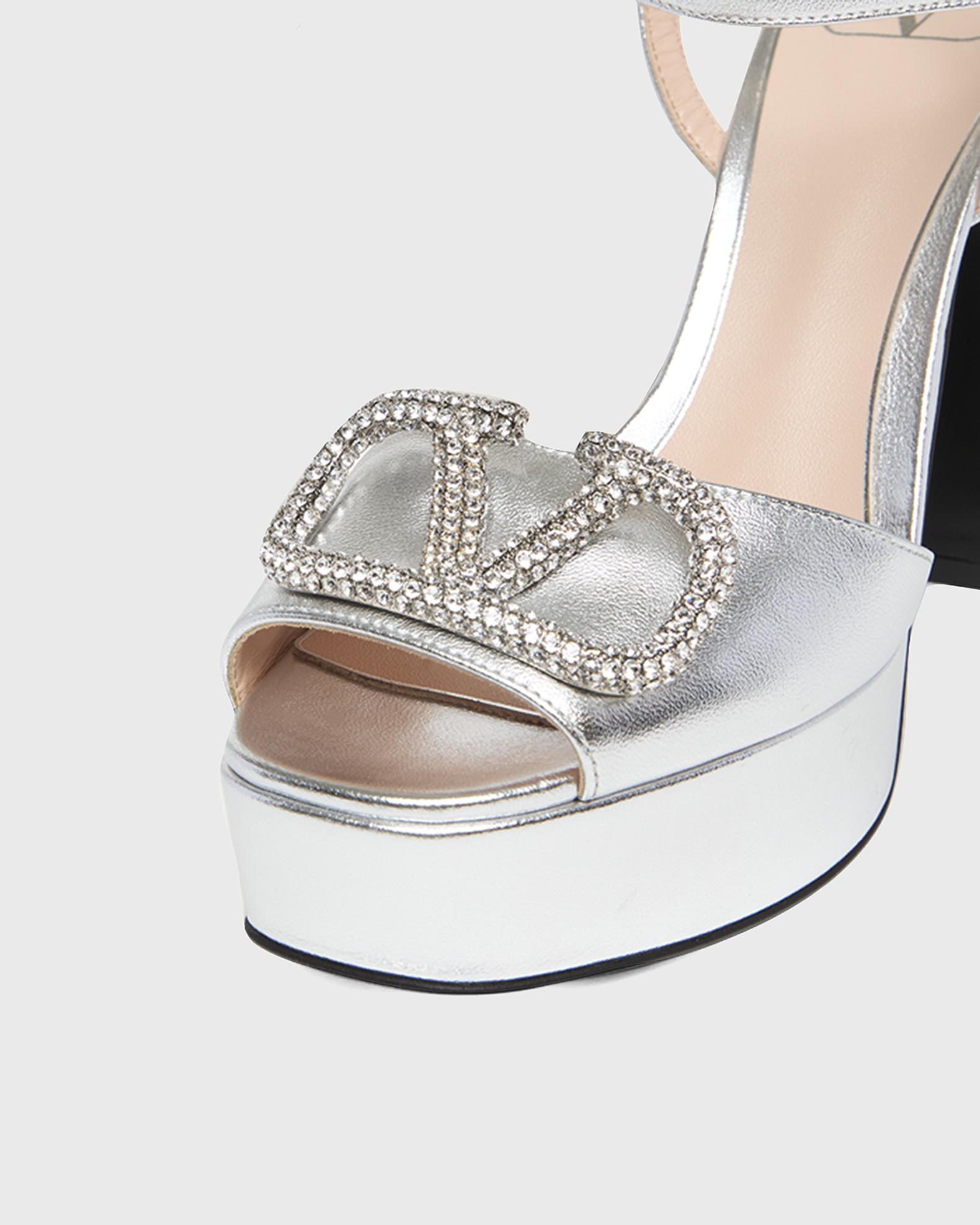 〈M〉VALLAD WAVELOGO Valentino Garavani 115mm VLogo Signature Metallic Leather Platform