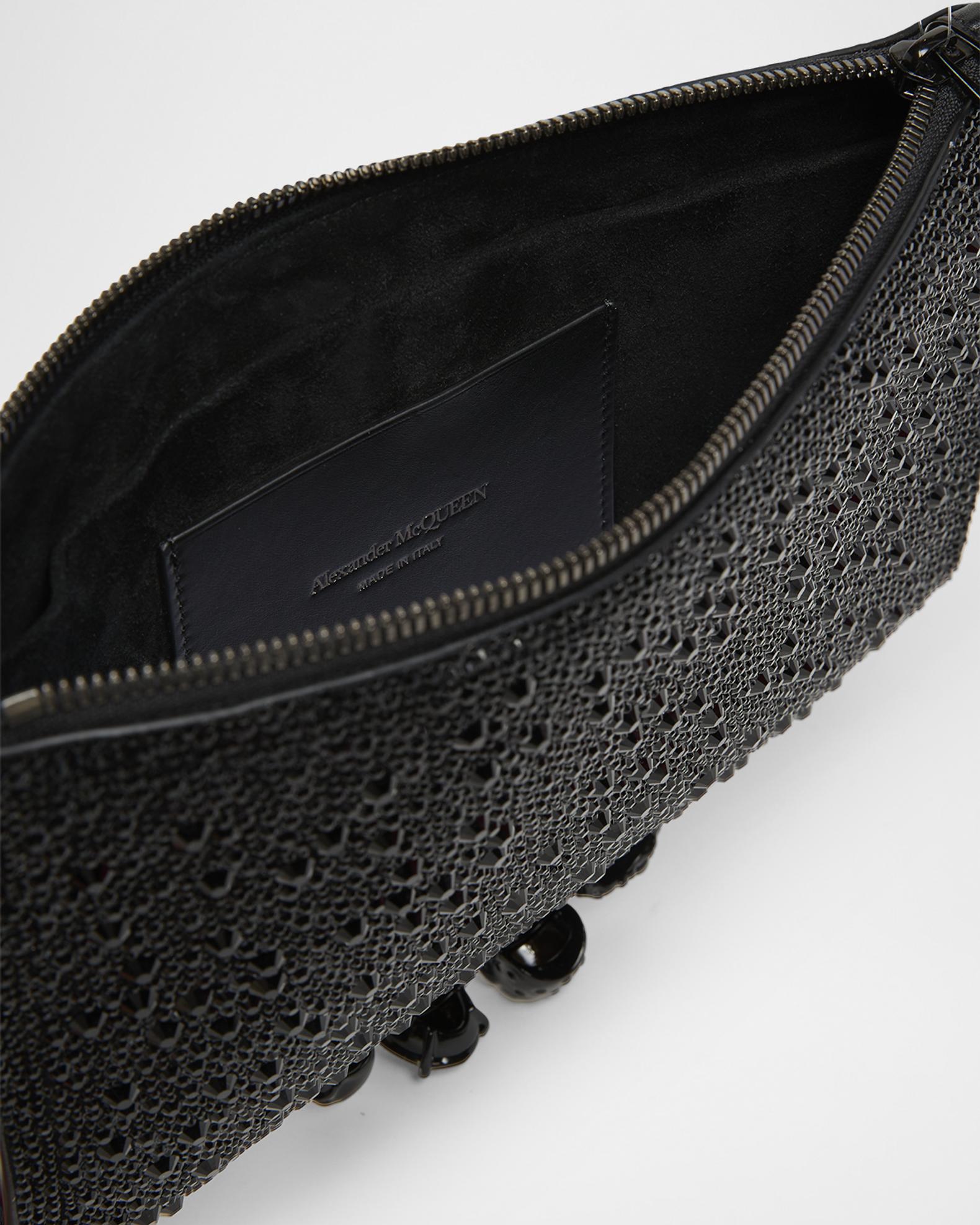 ALEXANDER McQUEEN ビジュー クラッチポーチ McQueen Knuckle Flat Crystal Clutch Pouch Bag | Neiman Marcus