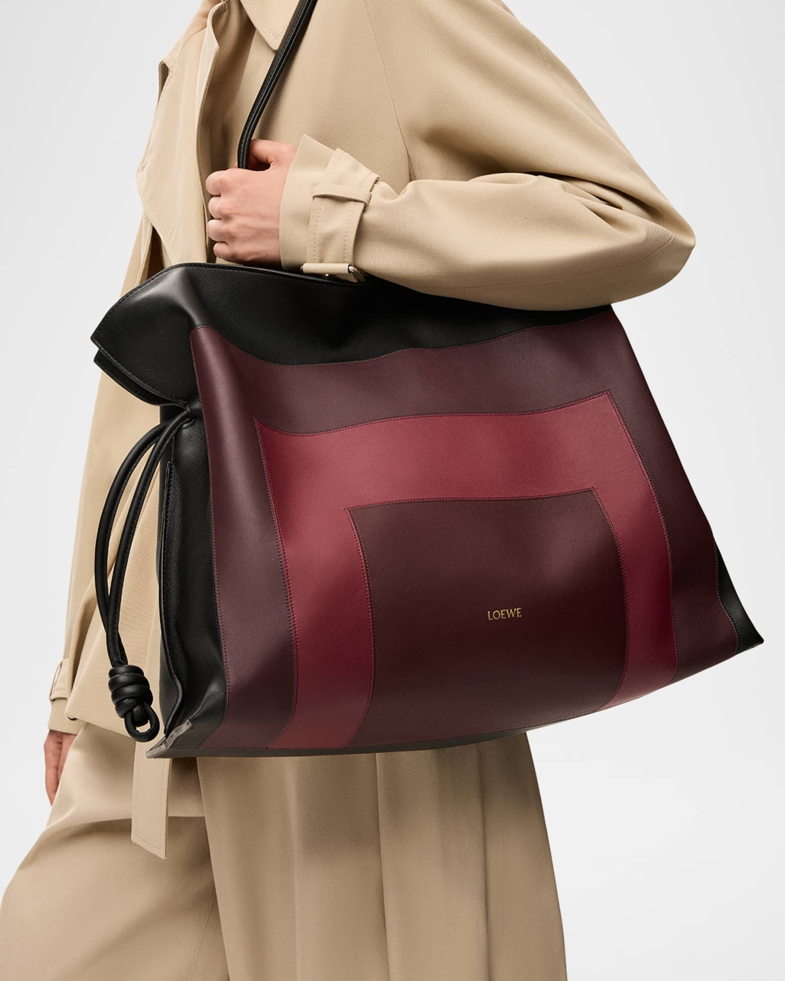 ハナゴエ Loewe x Albers Flamenco Medium Clutch Bag in Nappa Leather