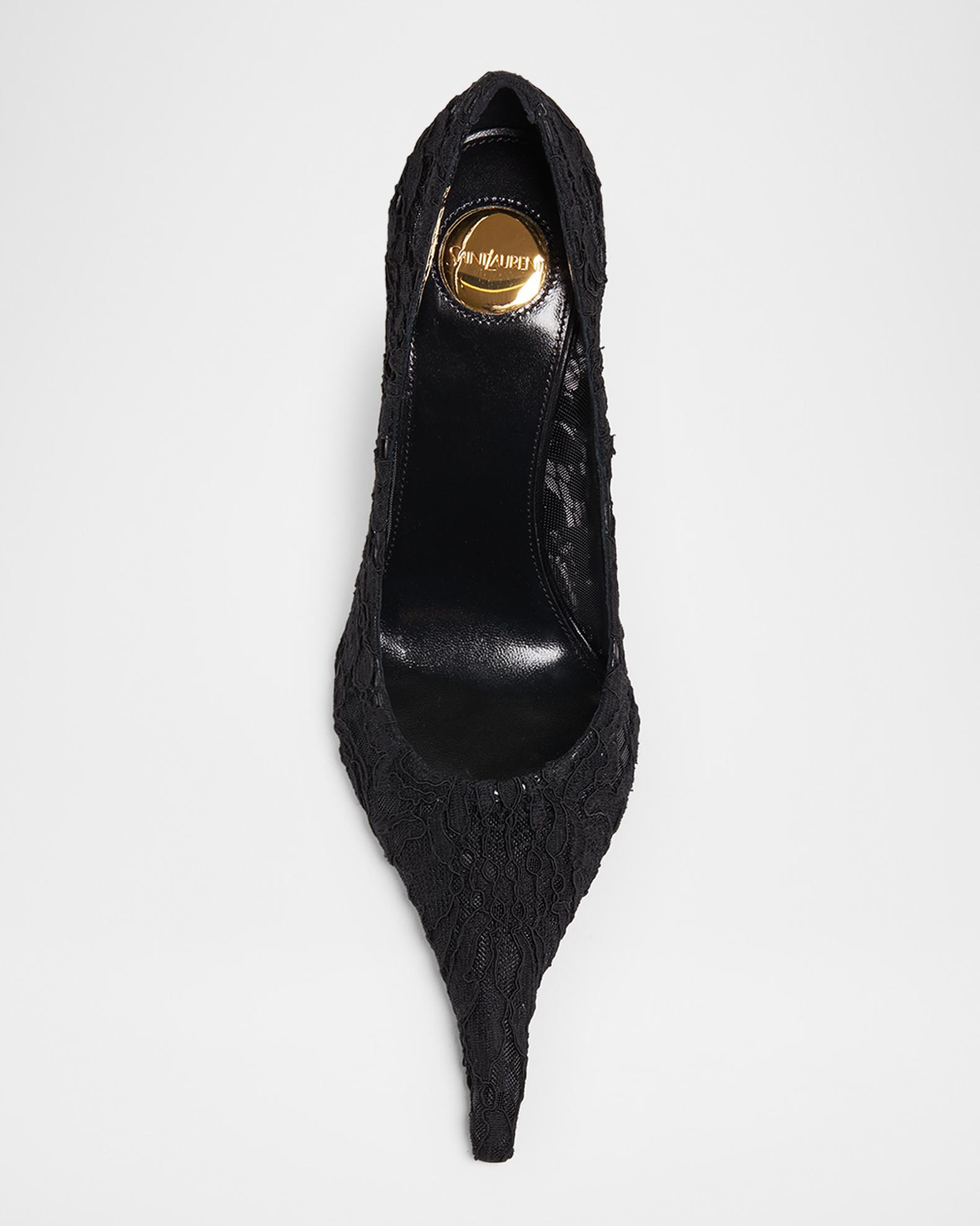 SAINT LAURENT 花柄ハイヒール Saint Laurent 95mm Thierry Floral Lace Pumps | Neiman Marcus