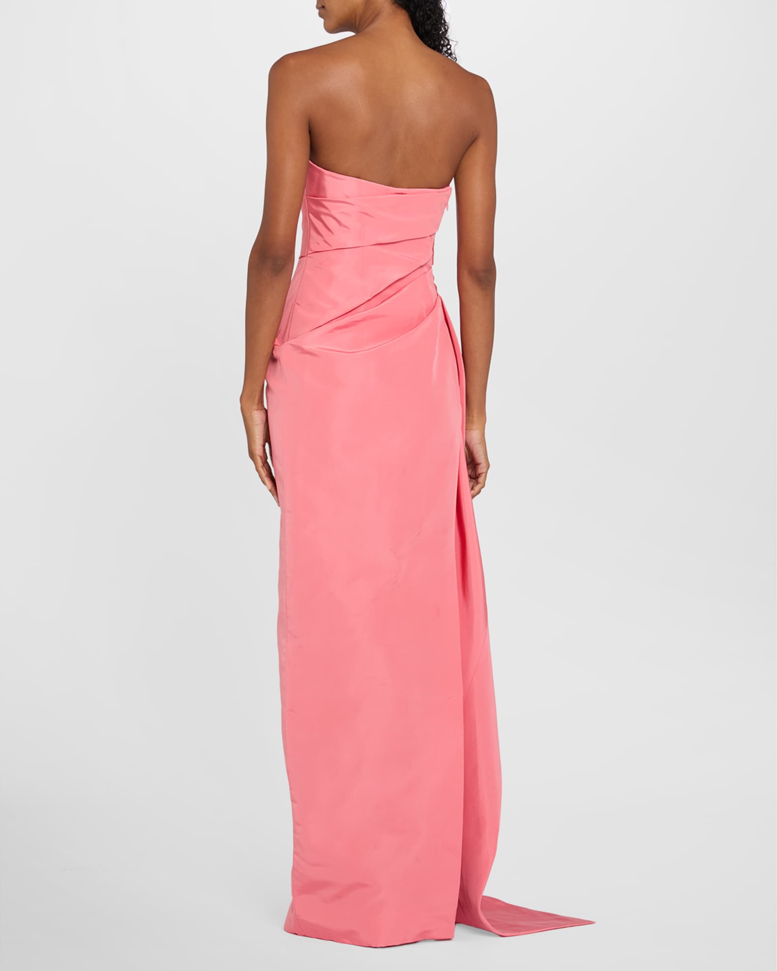 monique lhuillier formal dresses Elegant & Accessories neck bodice and train is a striking interplay of texture and shine ML Monique Lhuillier Square Neckline