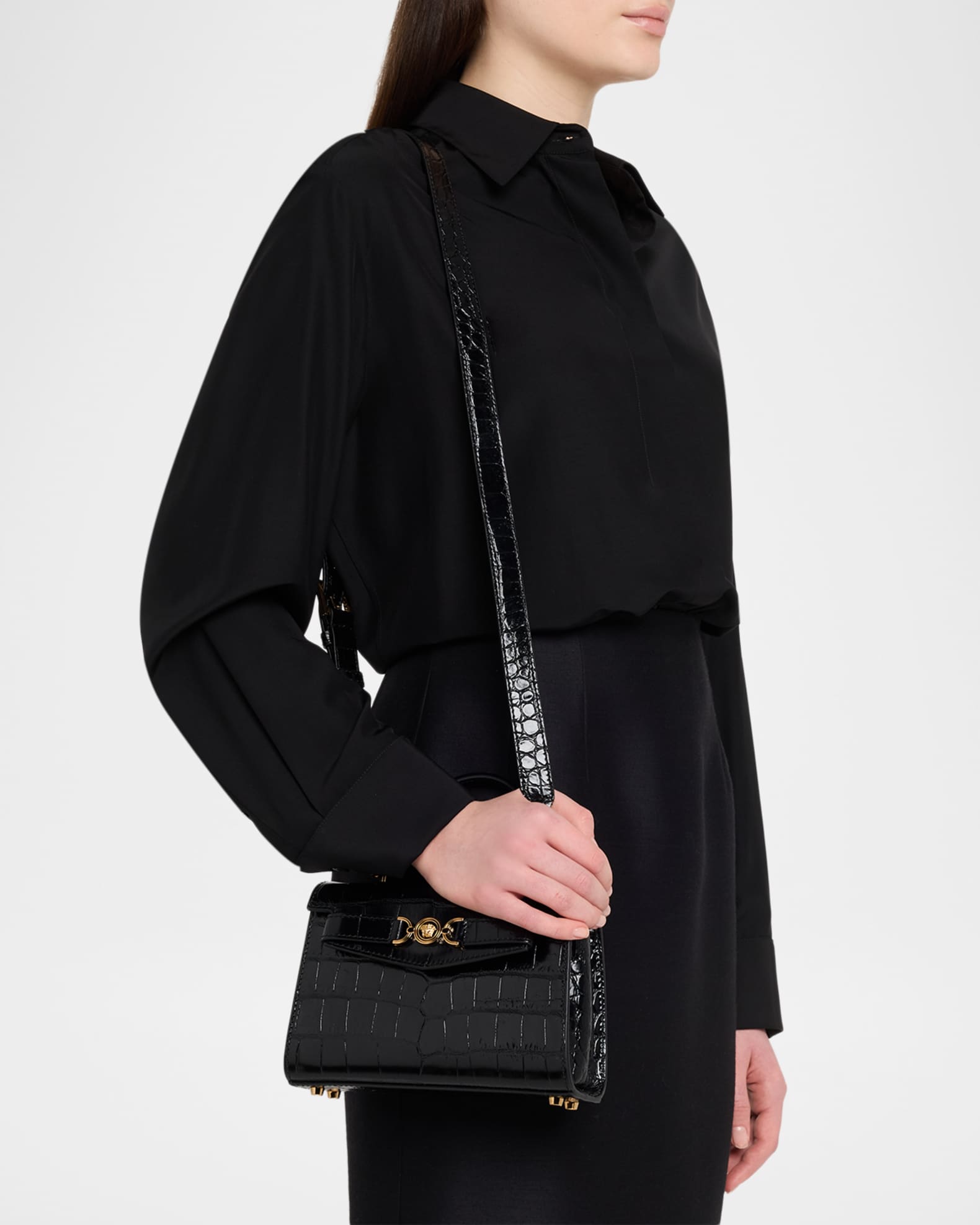 ザ　メデューサ Versace Medusa '95 Croc-Embossed Leather Top-Handle Bag | Neiman