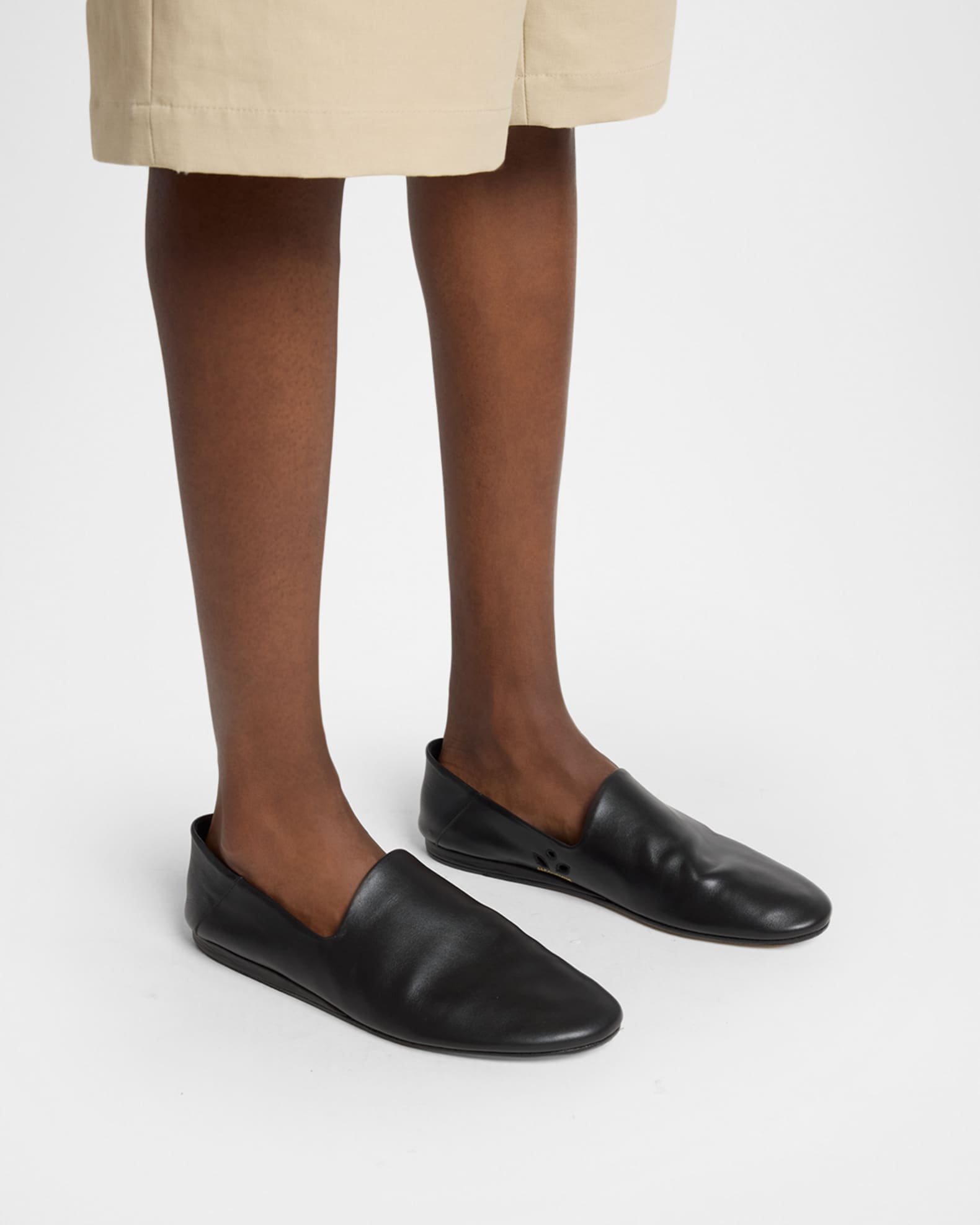 Jacquemus Men's Les Pantoufles Leather Flats | Neiman Marcus