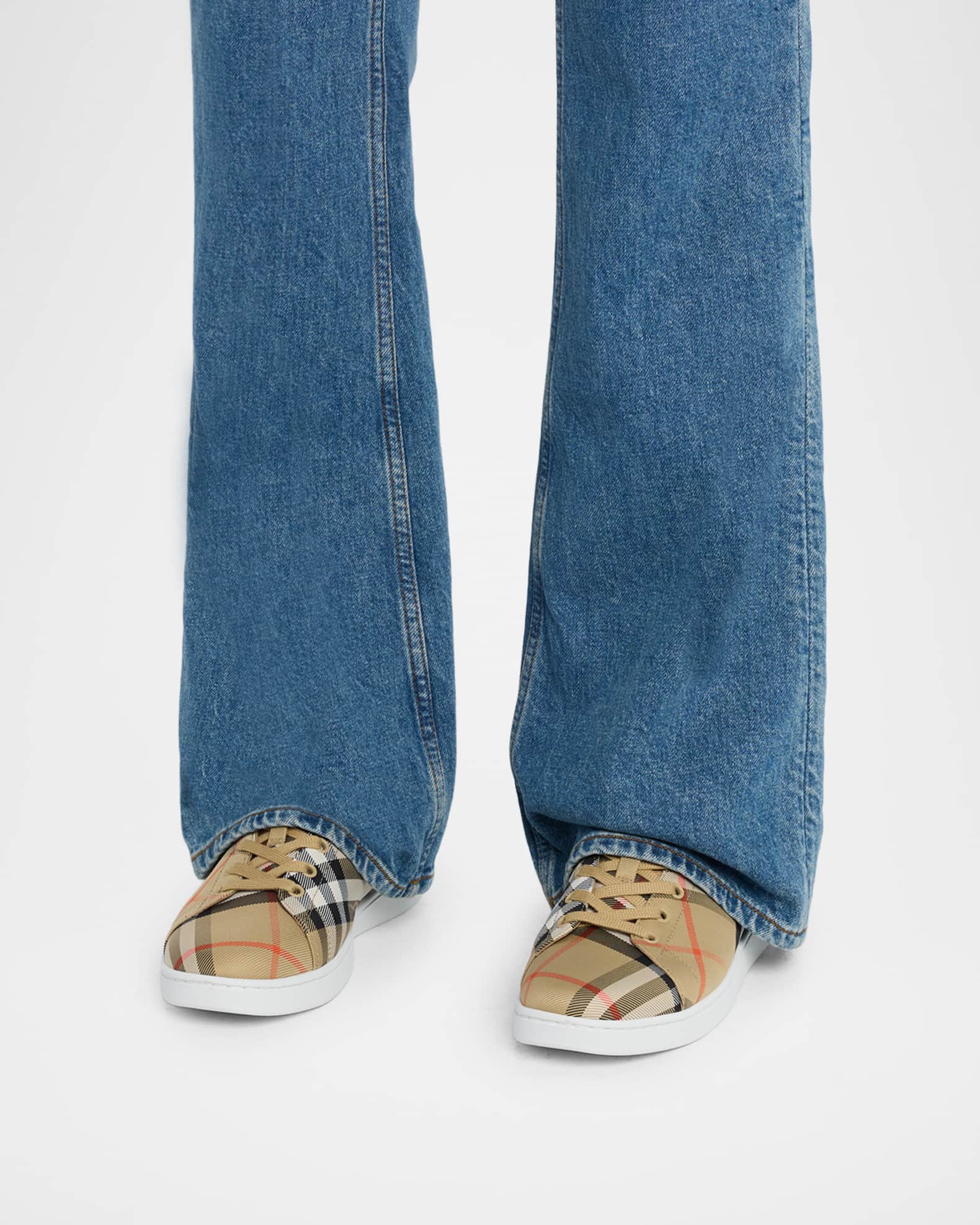 BURBERRY 2点セット Burberry Her Perfume 2-Pcs Gift Set, 1.6oz EDP, 2.5oz Body Lotion