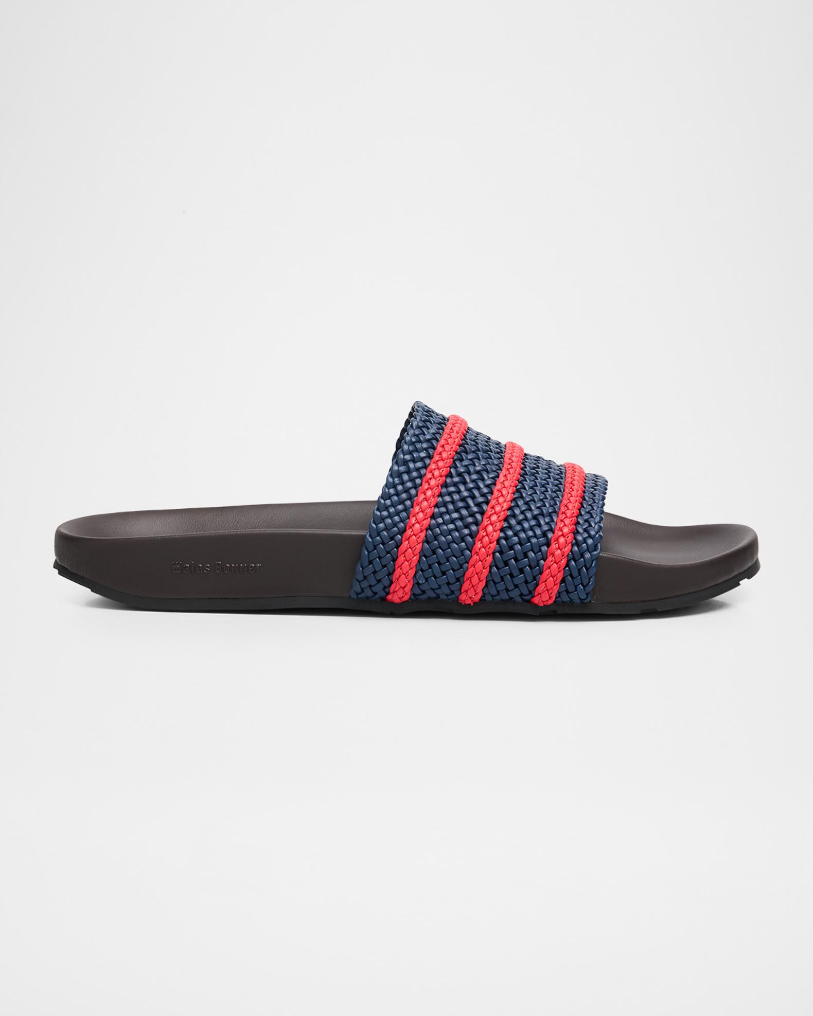 Brand new never worn adidas slides NEW Adidas Yeezy Slides Sandal Dark Onyx ID5106 Youth Size  main image 4