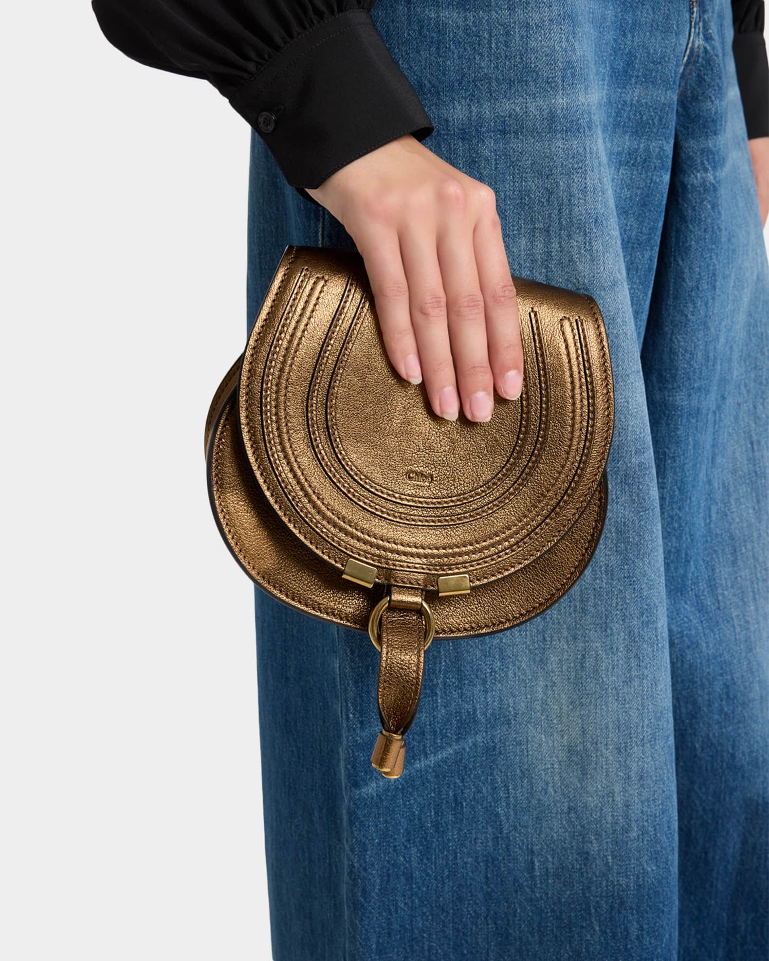 Chloé MARCIEスモールサドルバッグ tan Chloe Marcie Small Saddle Crossbody Bag in Metallic Leather
