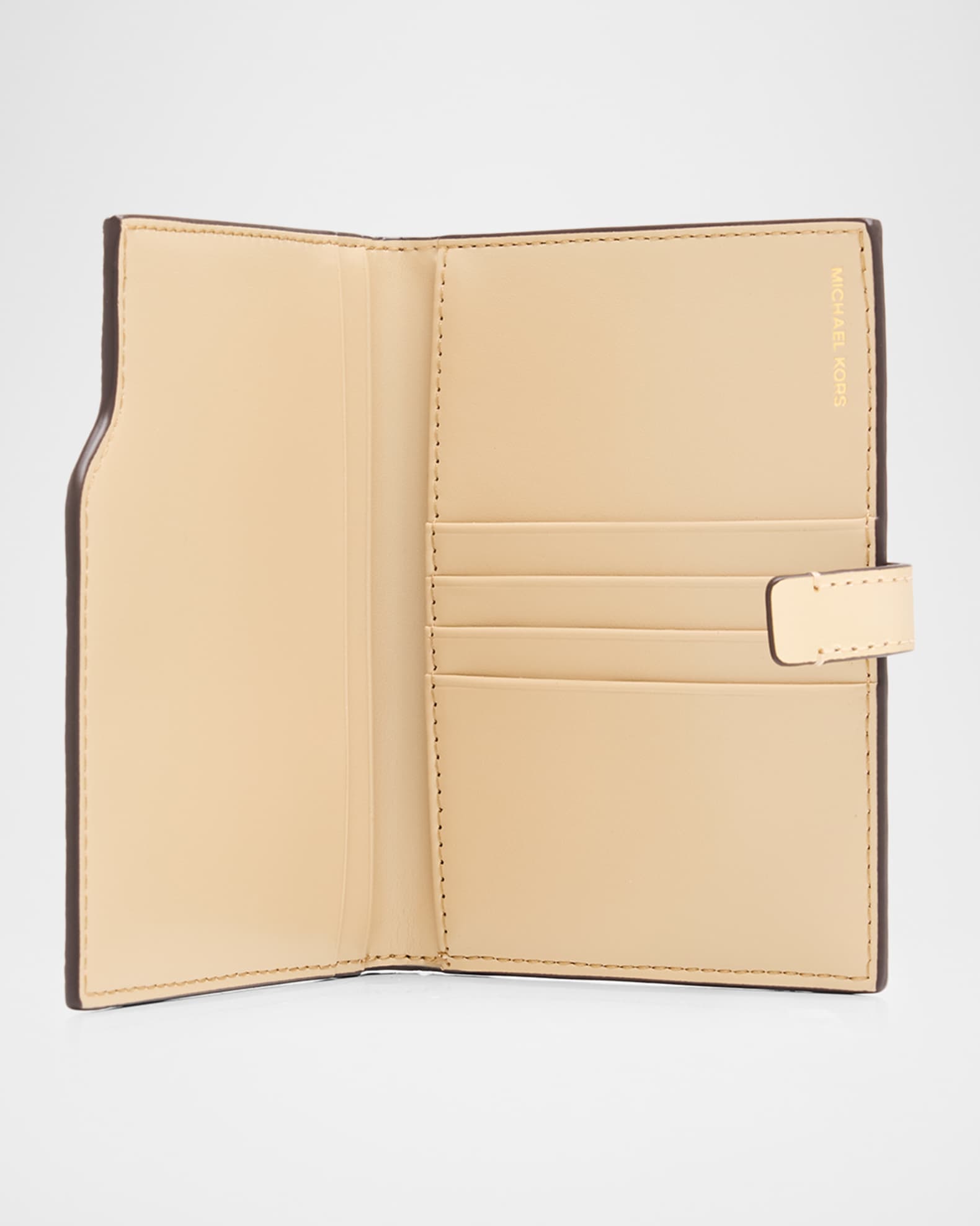 MICHAEL Michael Kors Jet Set Luggage Tag & Passport Wallet Set