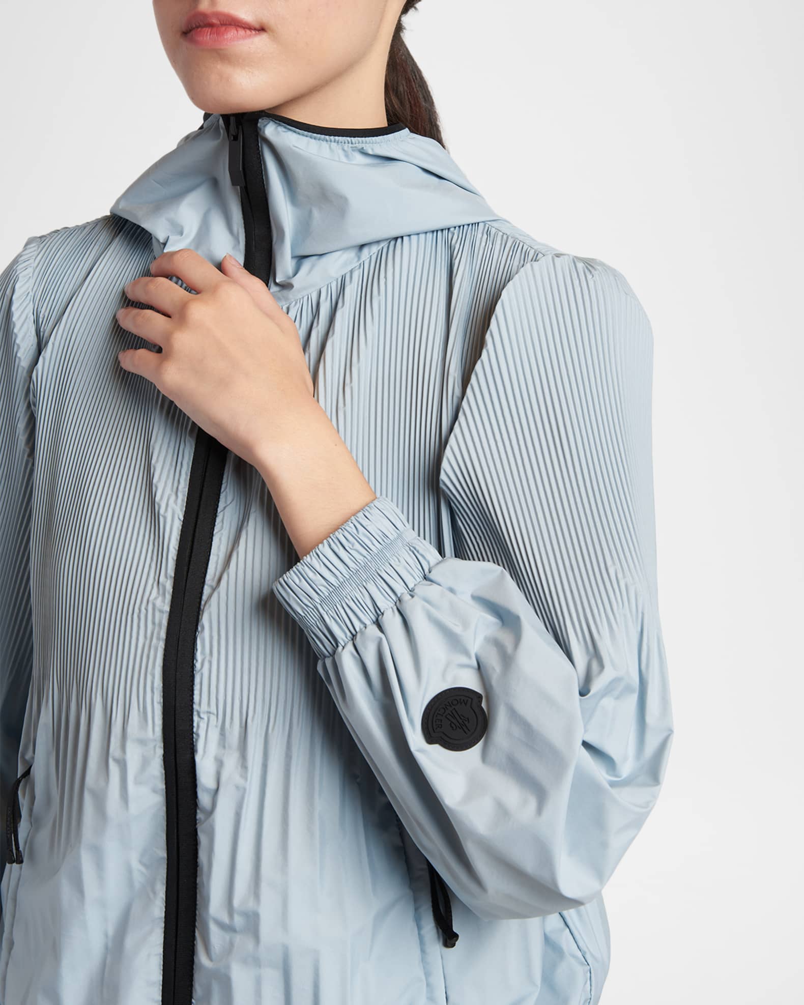 モンクレール MONCLER アネモネ Moncler Anemone Pleated Hooded Jacket | Neiman Marcus