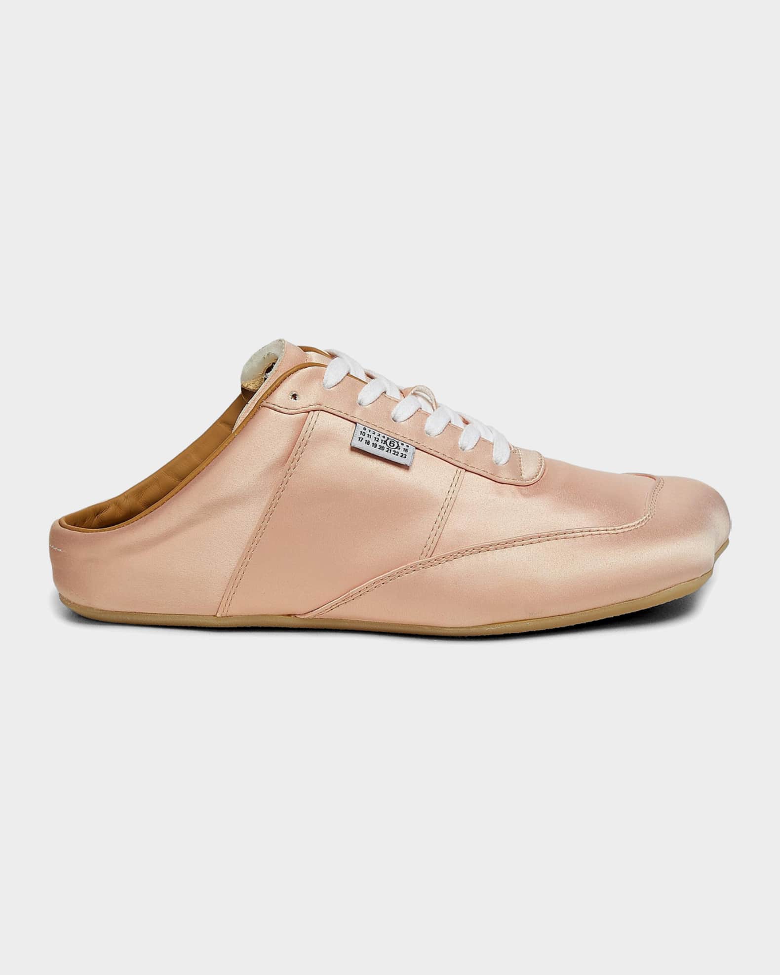 MM6 ロゴ入りミュール　サテンベージュ MM6 Maison Margiela Satin Sneaker Mules | Neiman Marcus