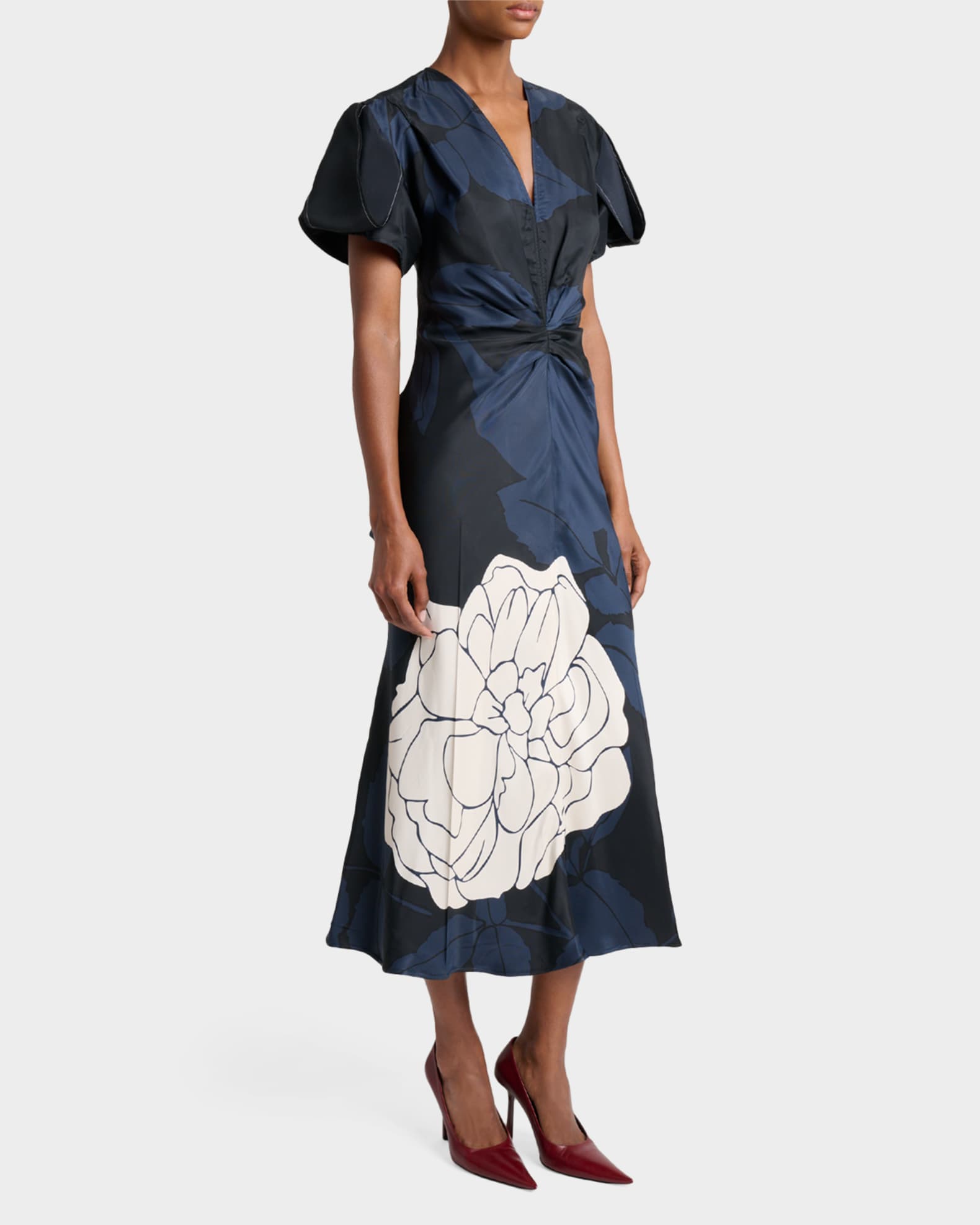Victoria Beckham Eve Floral-Print Twill Gathered-Waist Midi Dress | Neiman  Marcus