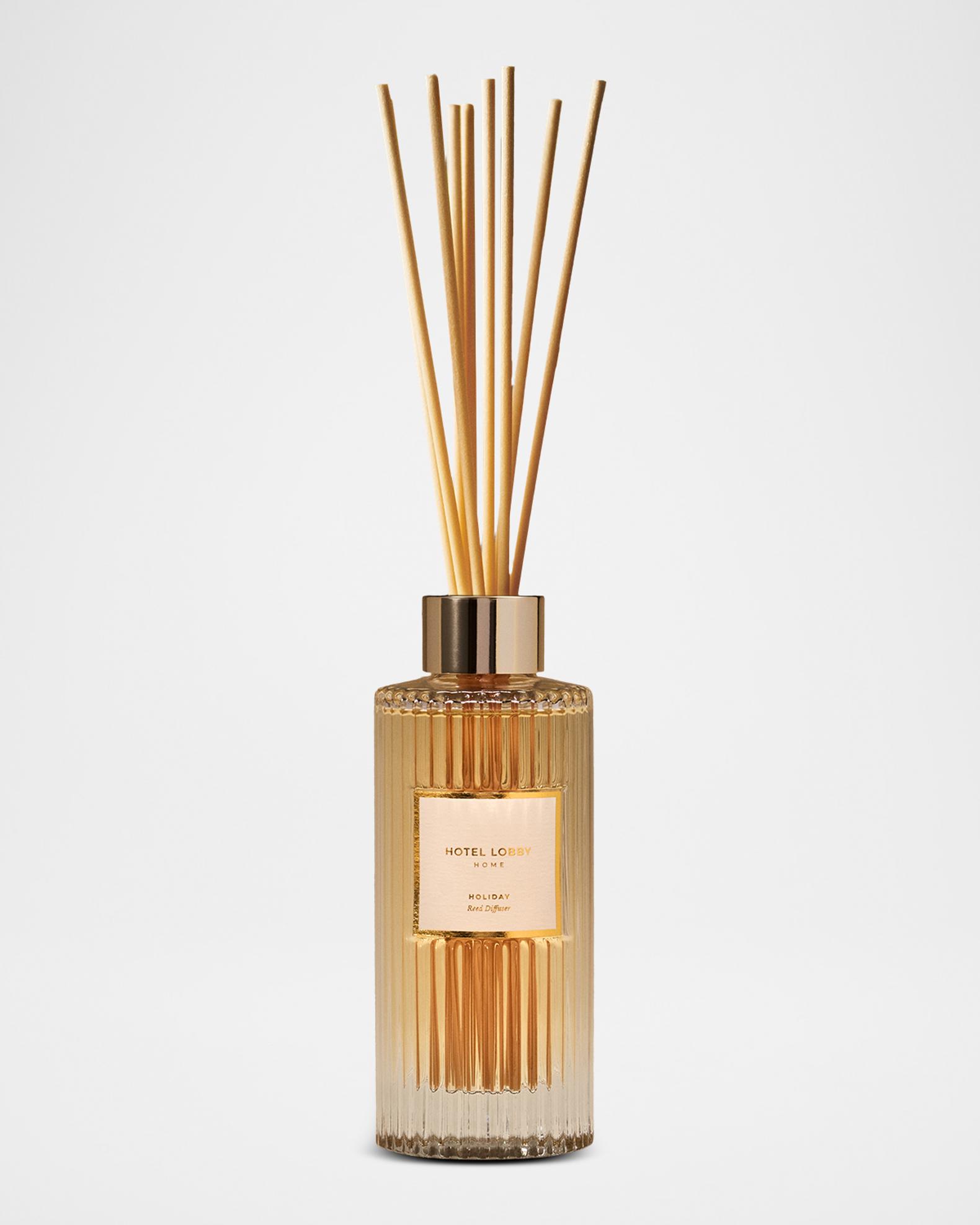Hotel Lobby Candle Holiday Reed Diffuser, 5 oz. | Neiman Marcus