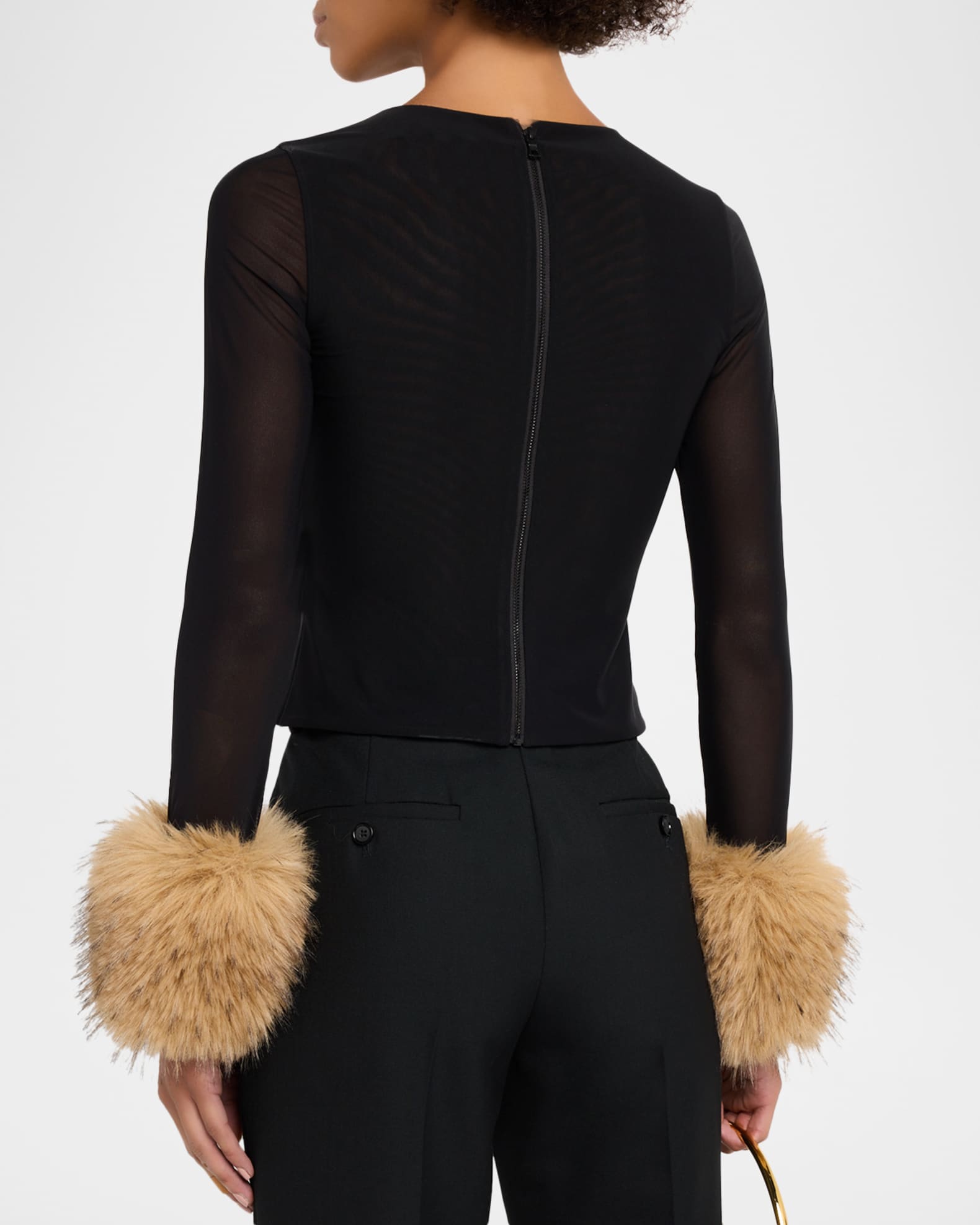 稀少alice+olivia長袖トップスフォックスファー取外し可能2WAY Alice + Olivia Delaina Mesh Top with Faux Fur Cuffs | Neiman Marcus