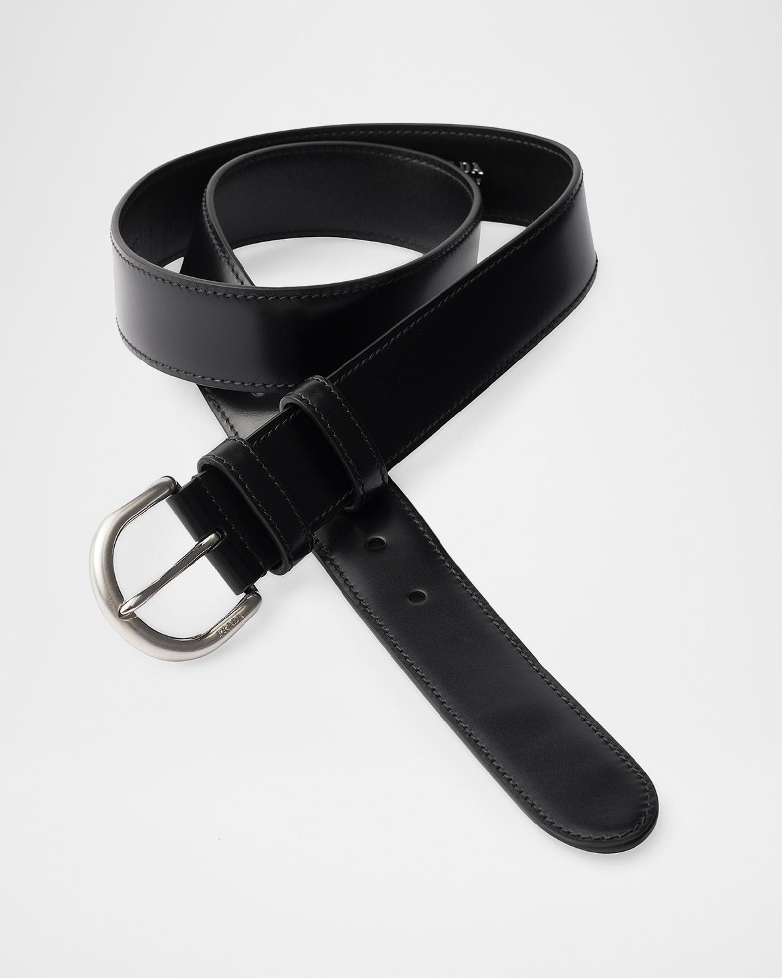 PRADA ロゴ　ナッパレザーベルト Prada Men's Leather Logo-Engraved Buckle Belt | Neiman Marcus