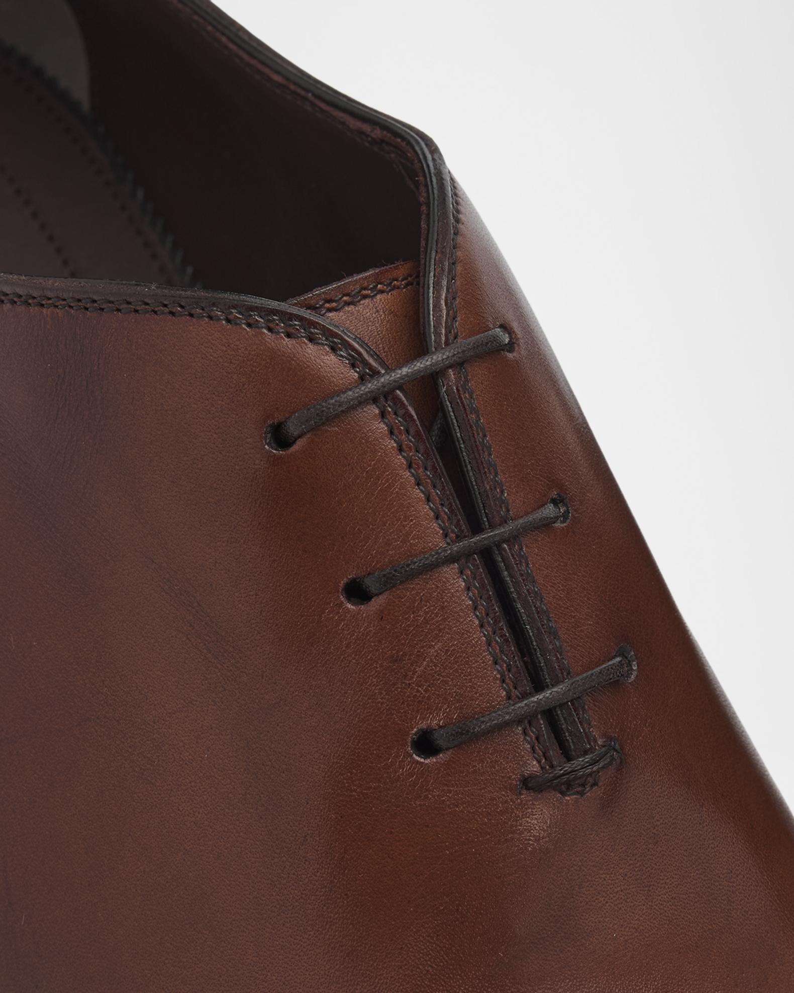 TOM FORD Men's Wholecut Leather Oxford Shoes | Neiman Marcus
