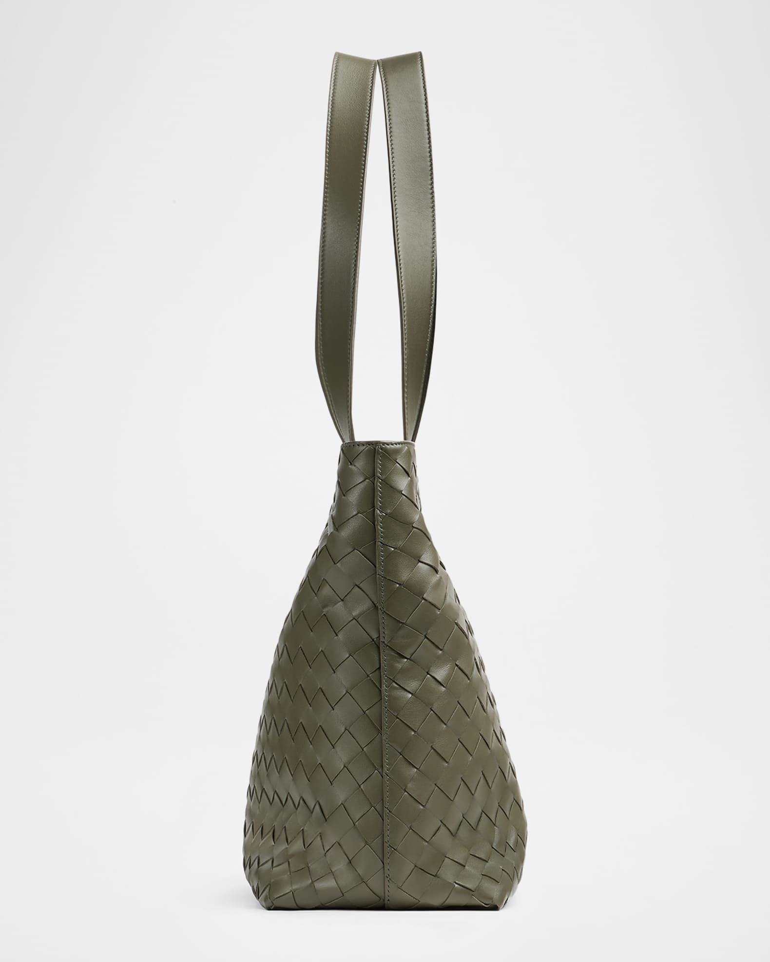 バッグ BOTTEGA VENETA Women's Veneta in Pickle | Bottega Veneta US