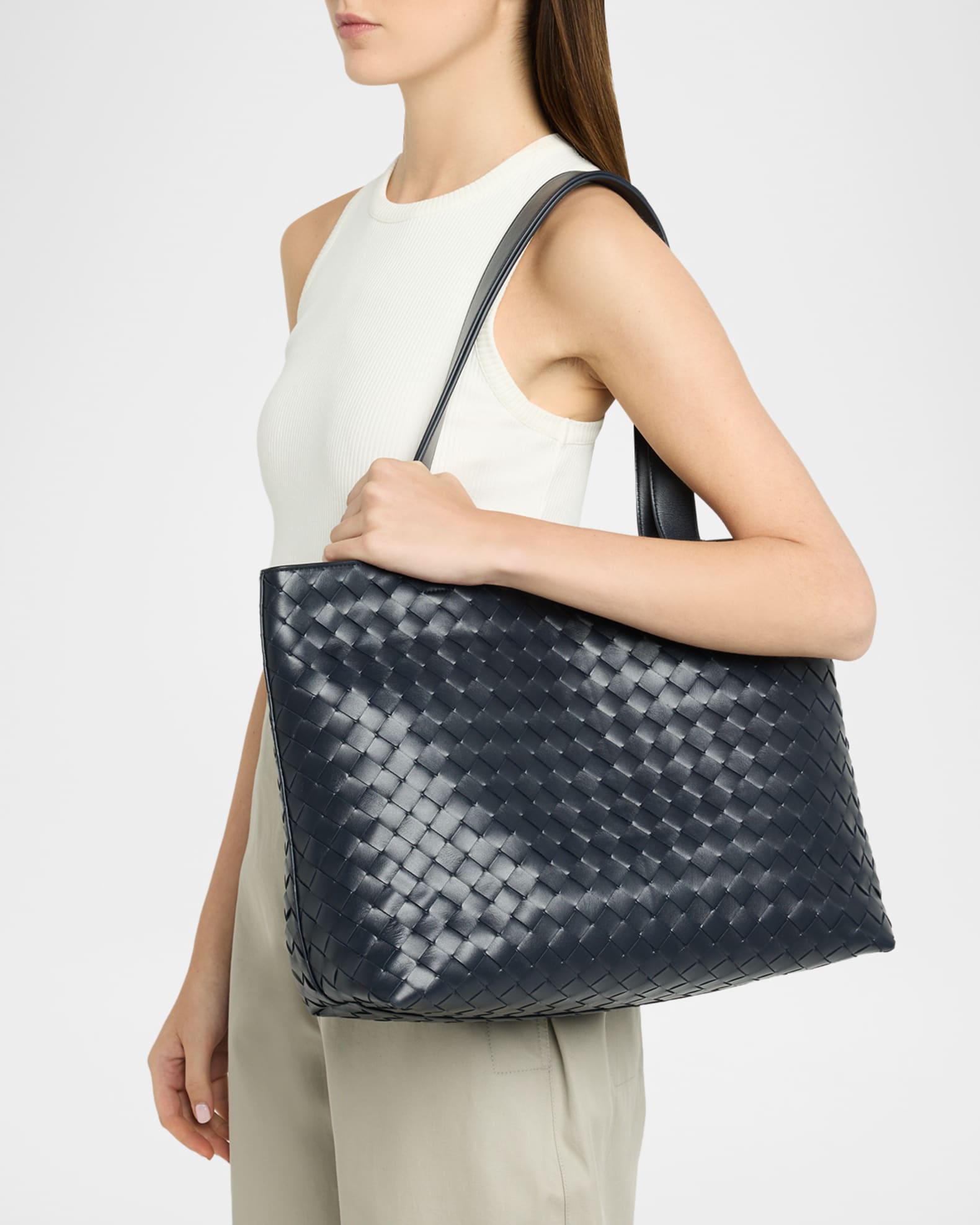 Bottega Veneta Men's Small Intrecciato Leather Zipped Tote Bag