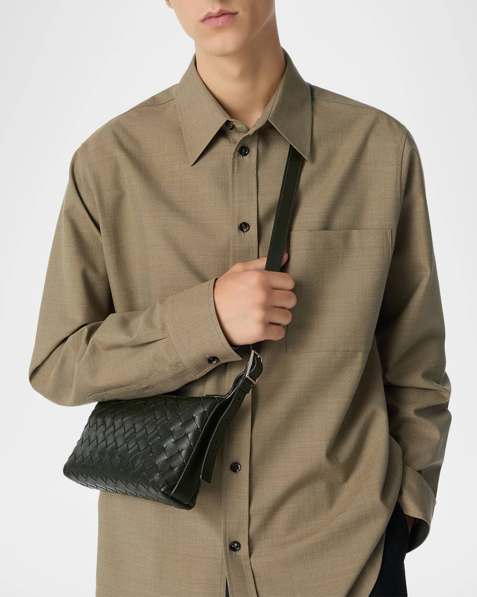 Bottega Veneta Men's Traveler Leather Phone Pouch | Neiman Marcus