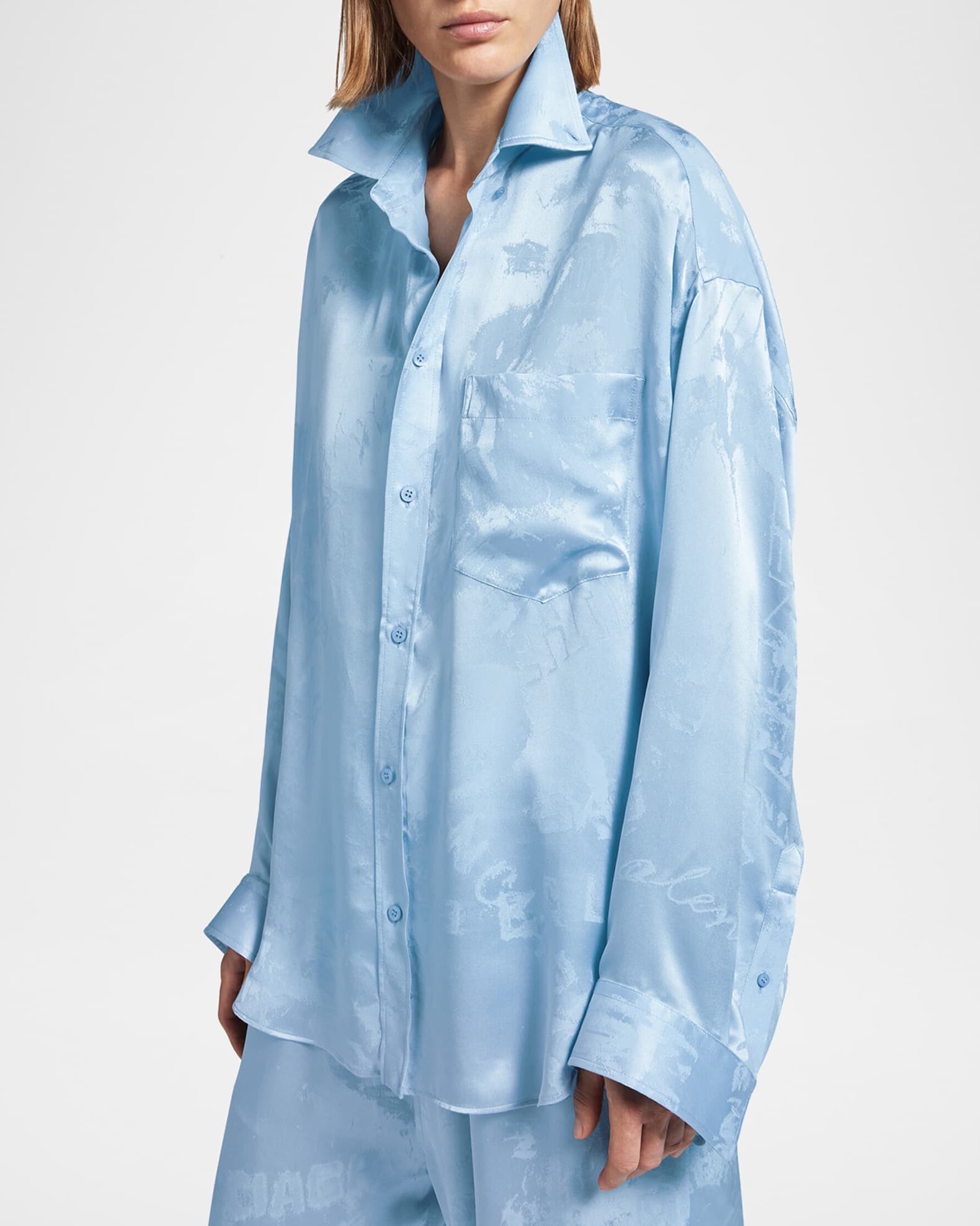 【balenciaga】シャツ Balenciaga Logo Silk Jacquard Button-Down Cocoon Shirt | Neiman Marcus