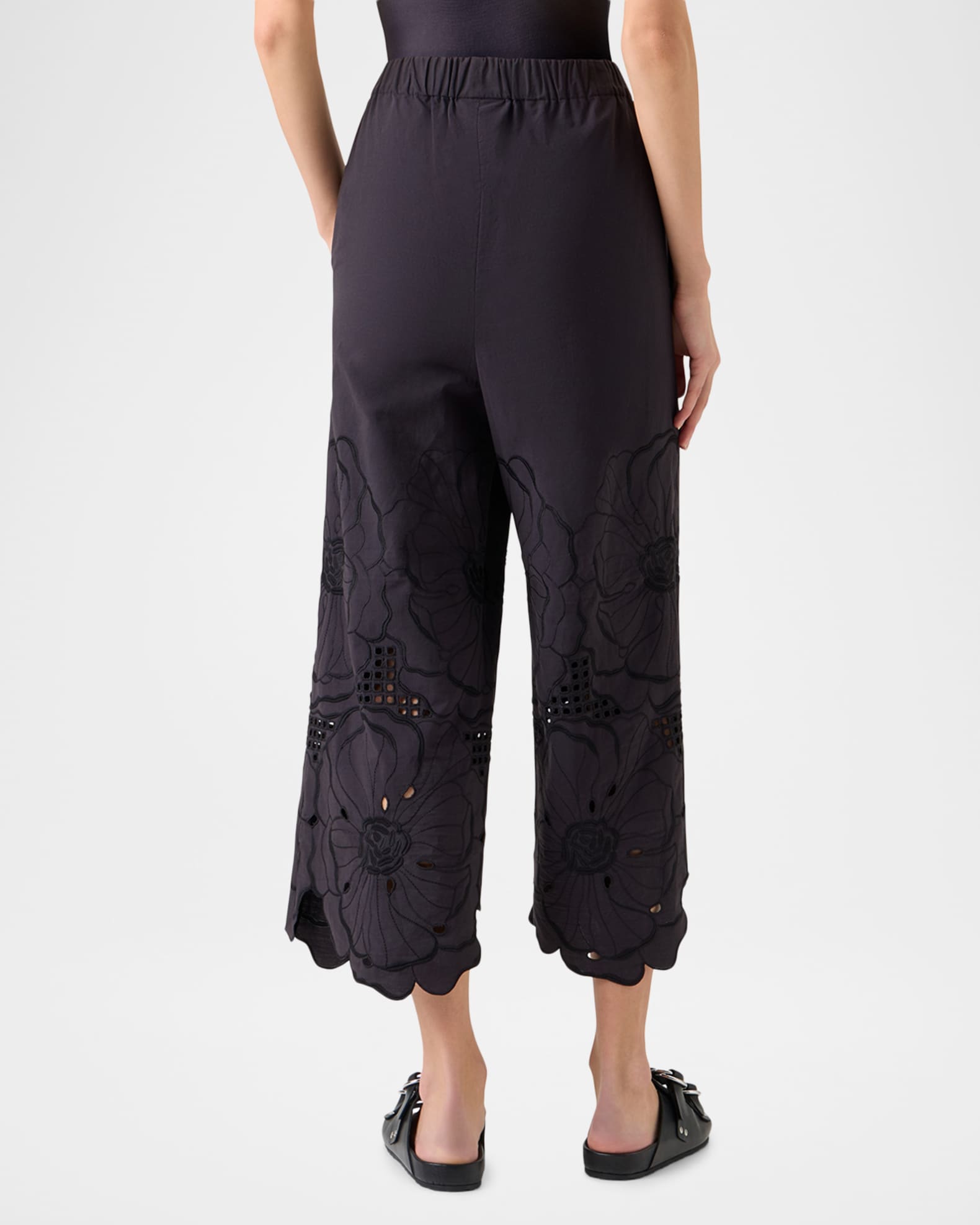 Akris punto Frey Flower Eyelet Pants in Cotton Poplin | Neiman Marcus