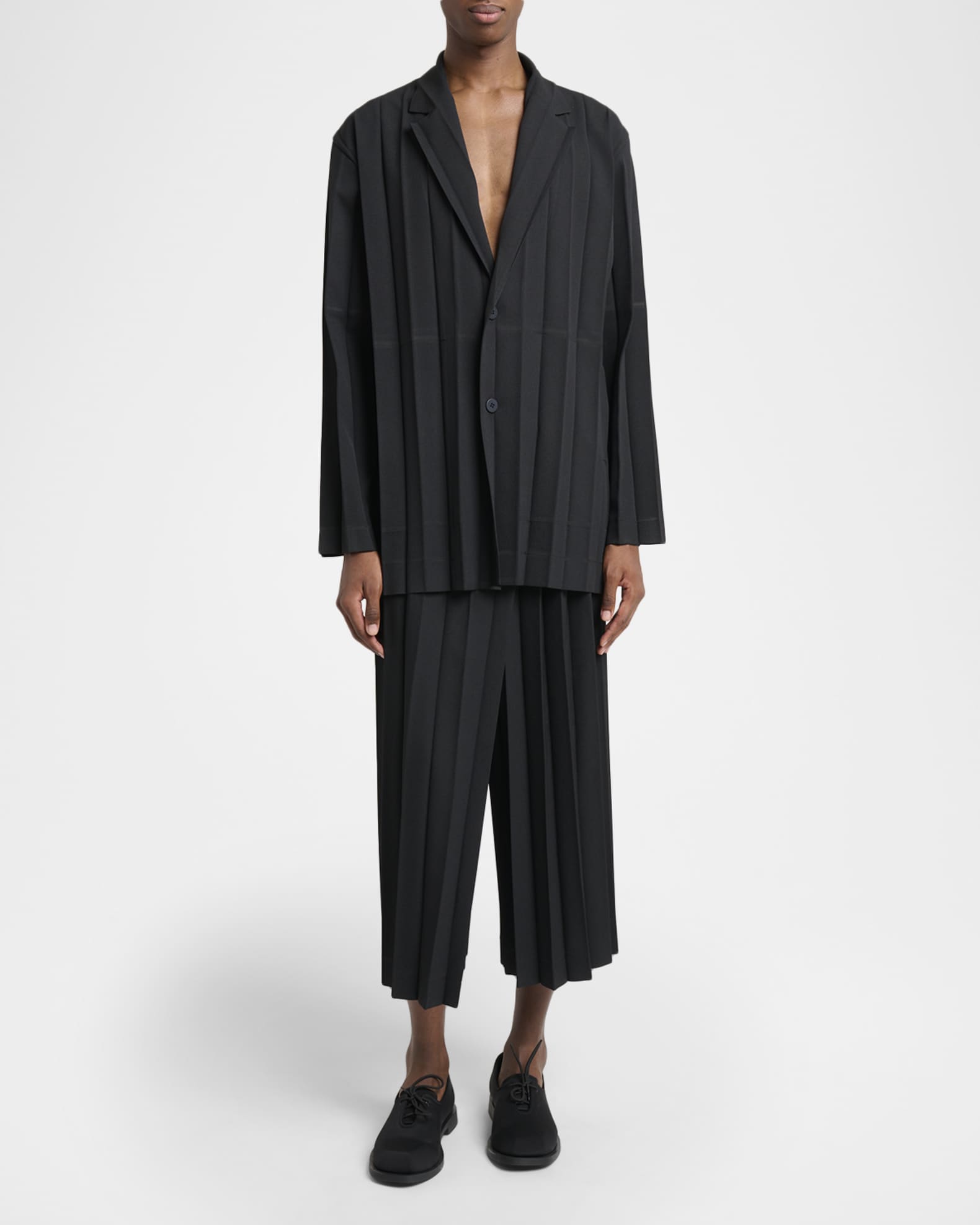 Homme Plisse Issey Miyake Men's Edge Ensemble Single-Breasted