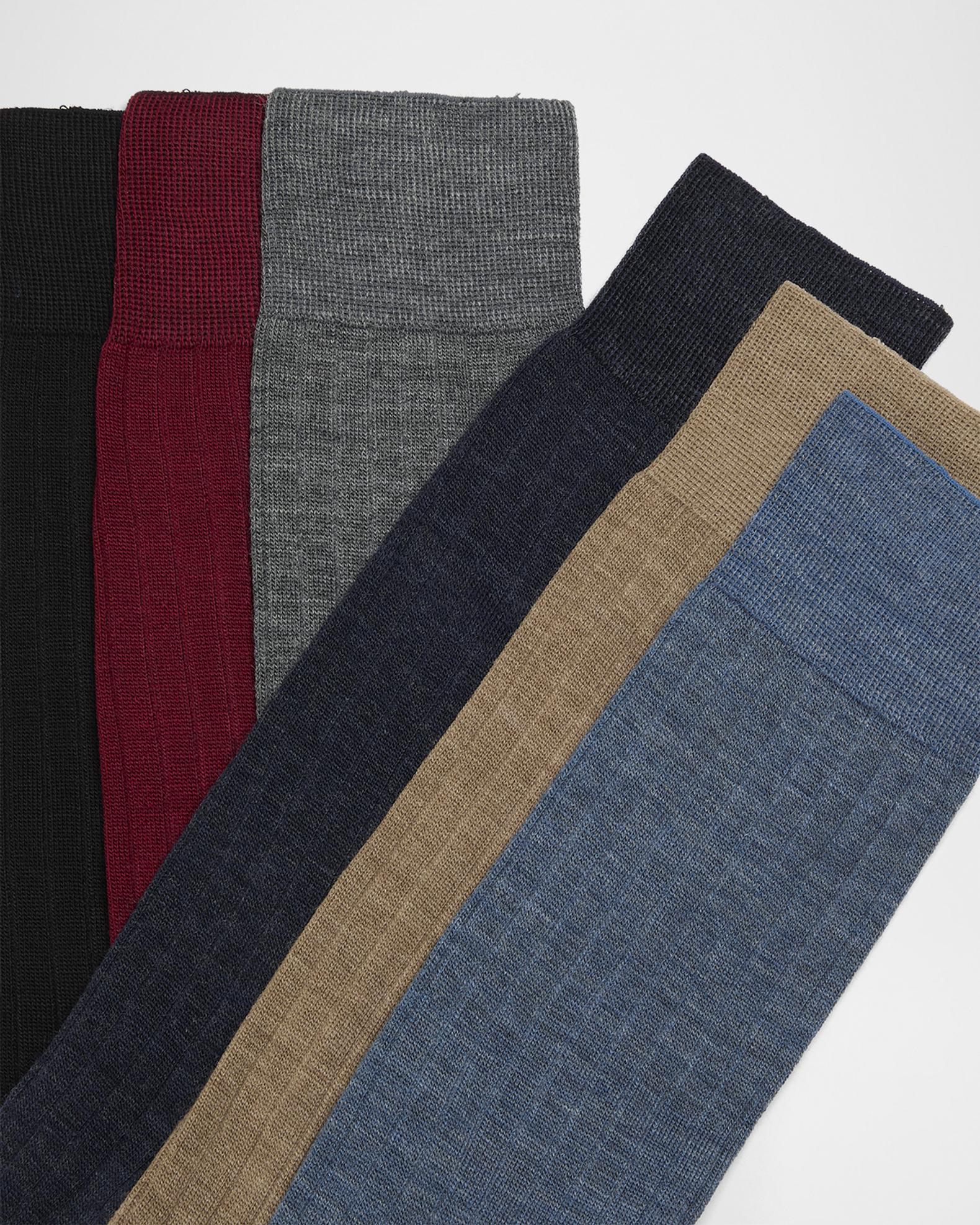 Neiman Marcus Merino Wool Accessory in Rich burgundy Neiman Marcus Men main image 3