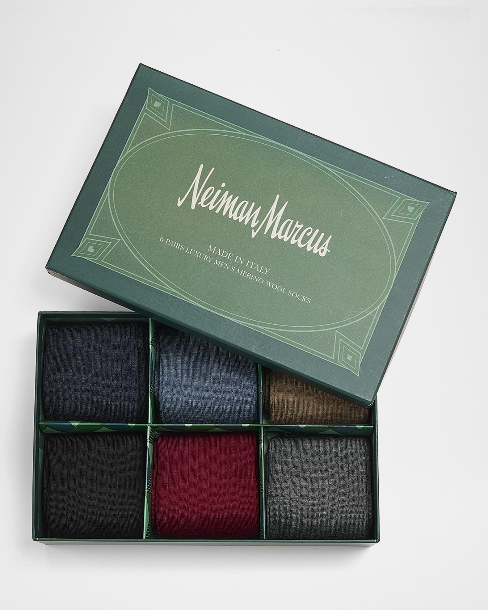 Neiman Marcus Merino Wool Accessory in Rich burgundy Neiman Marcus Men main image 4