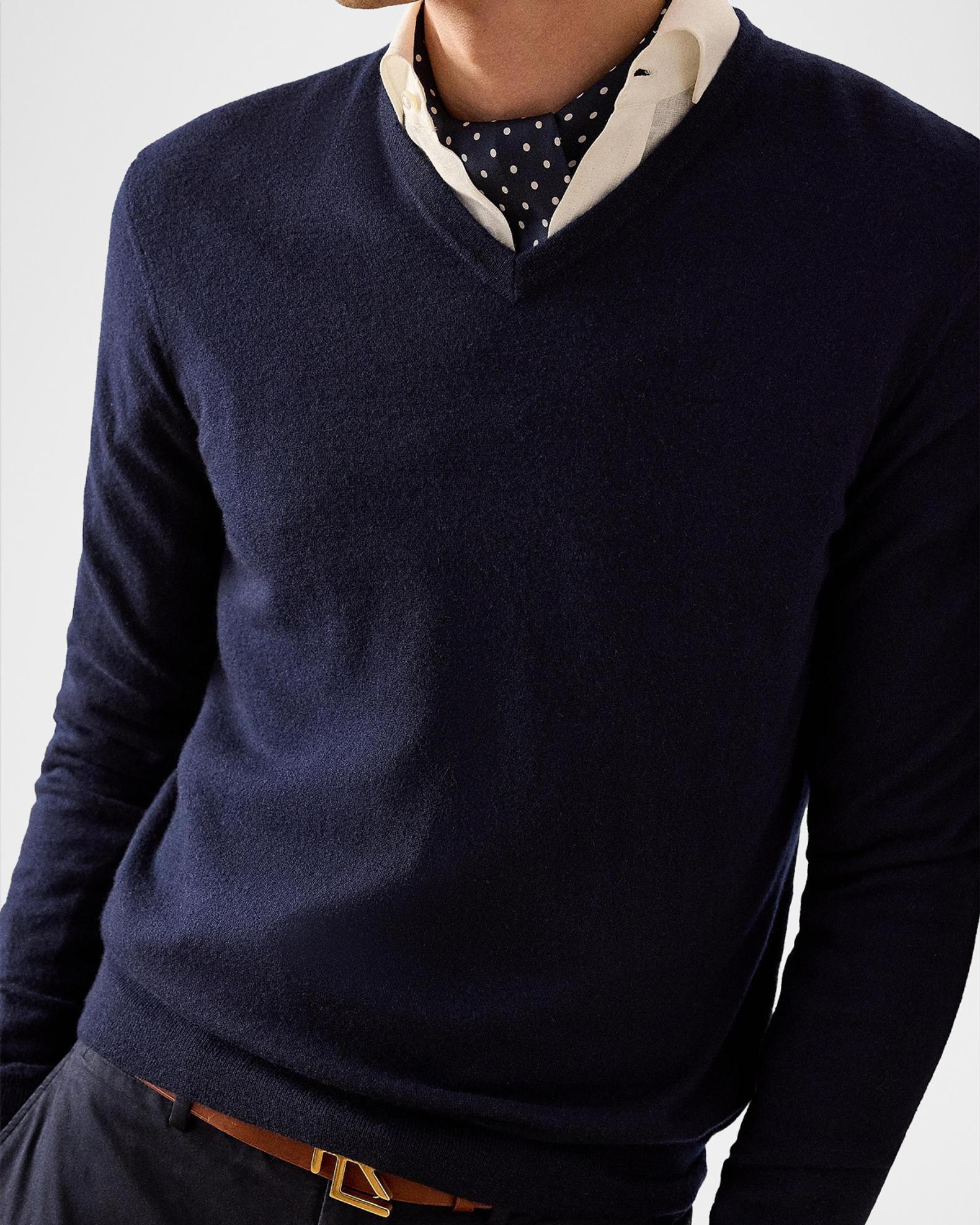 Ralph Lauren Purple Label Men's Cashmere V-Neck Sweater | Neiman