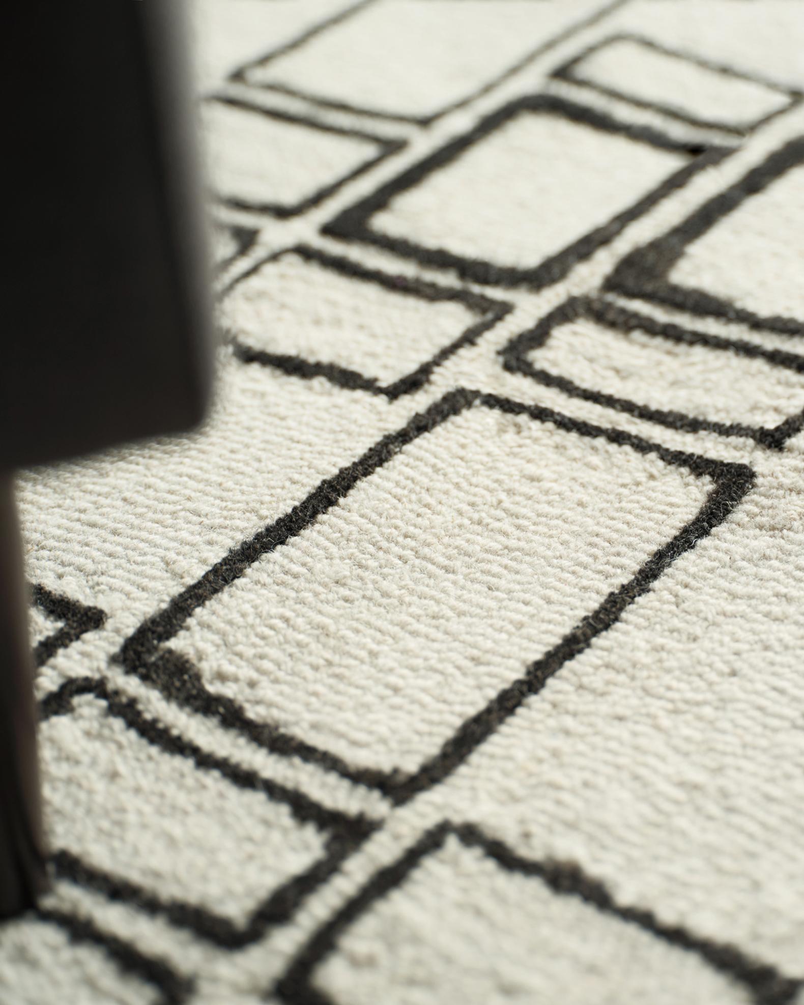 Soho Hand-Tufted Ivory & Black Rug | Neiman Marcus