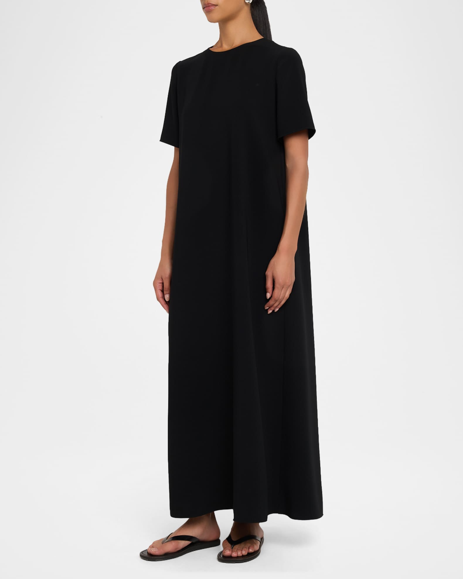 THE ROW　Robiショートスリーブドレス THE ROW Robi Short-Sleeve Cady Maxi Dress | Neiman Marcus