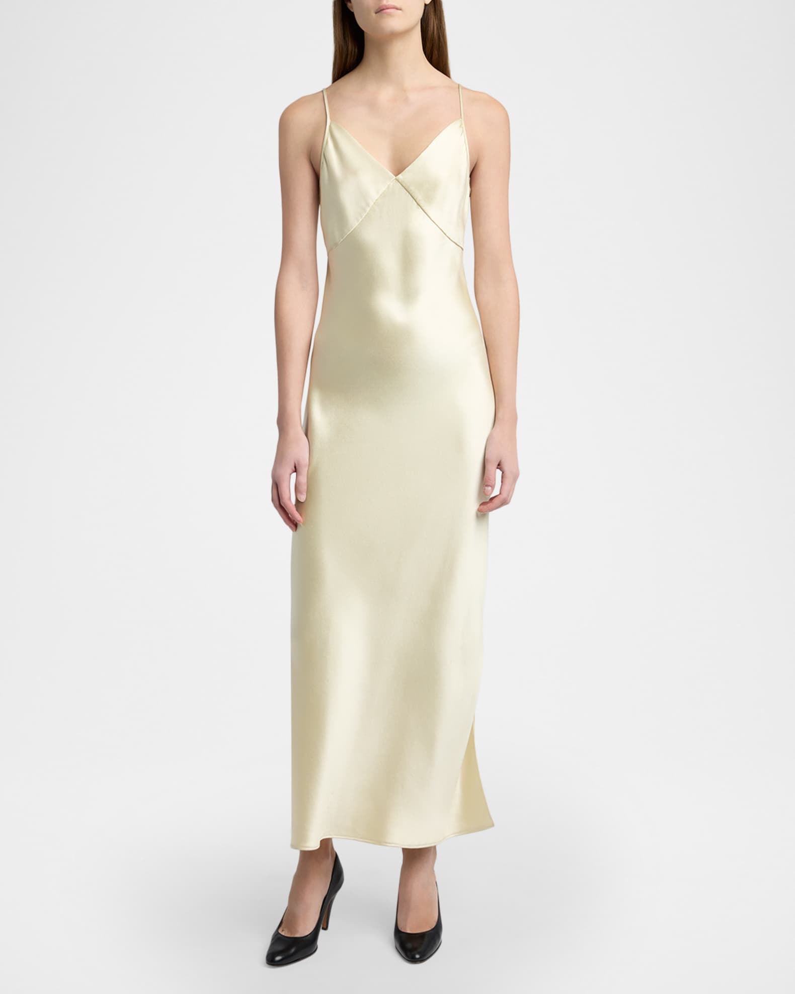 sachin and babi light blue dress Emmys 2021: Mary-Kate and Ashley Designed Elizabeth Olsen's Gown main image 0
